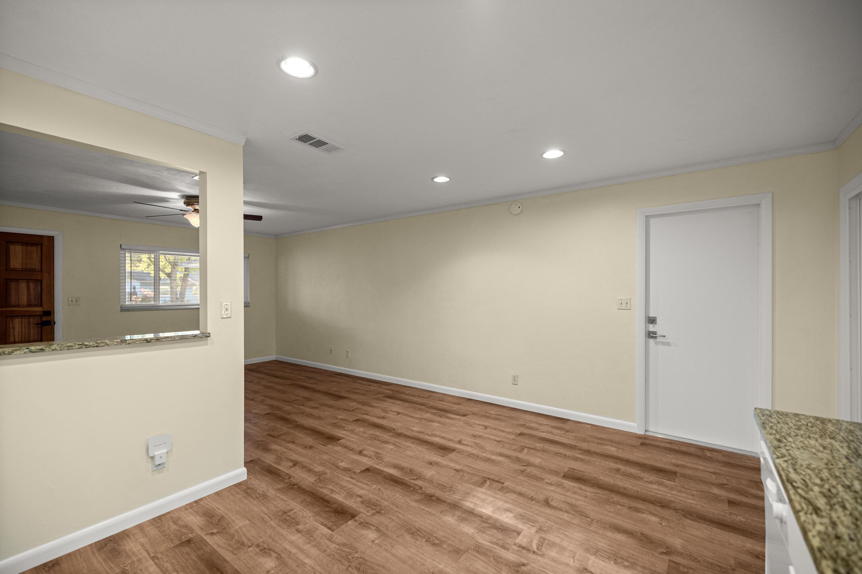TIMBERBROOKE - Residential
