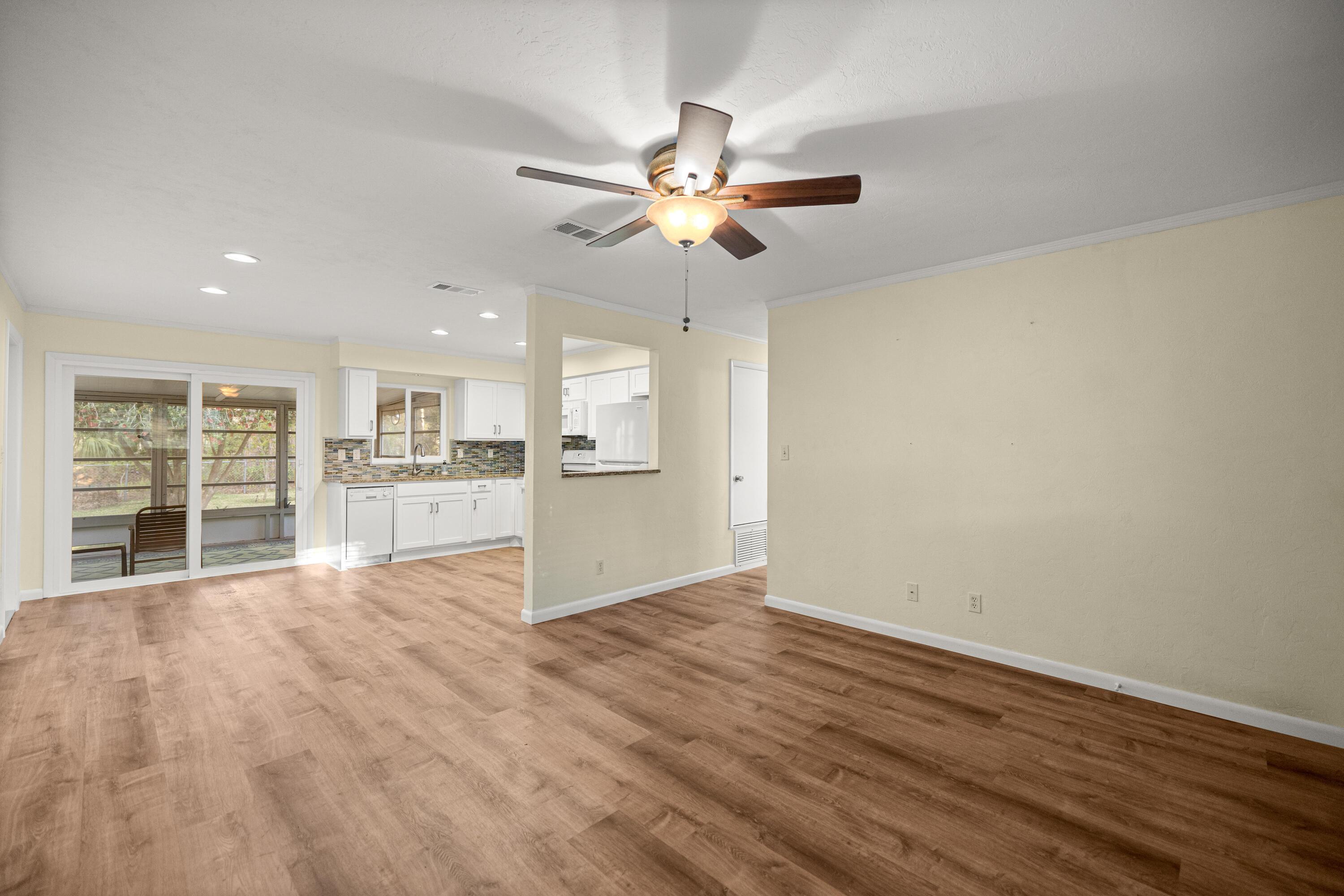 TIMBERBROOKE - Residential