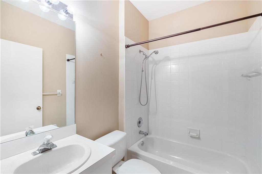 Olympia & York Resid - Residential
