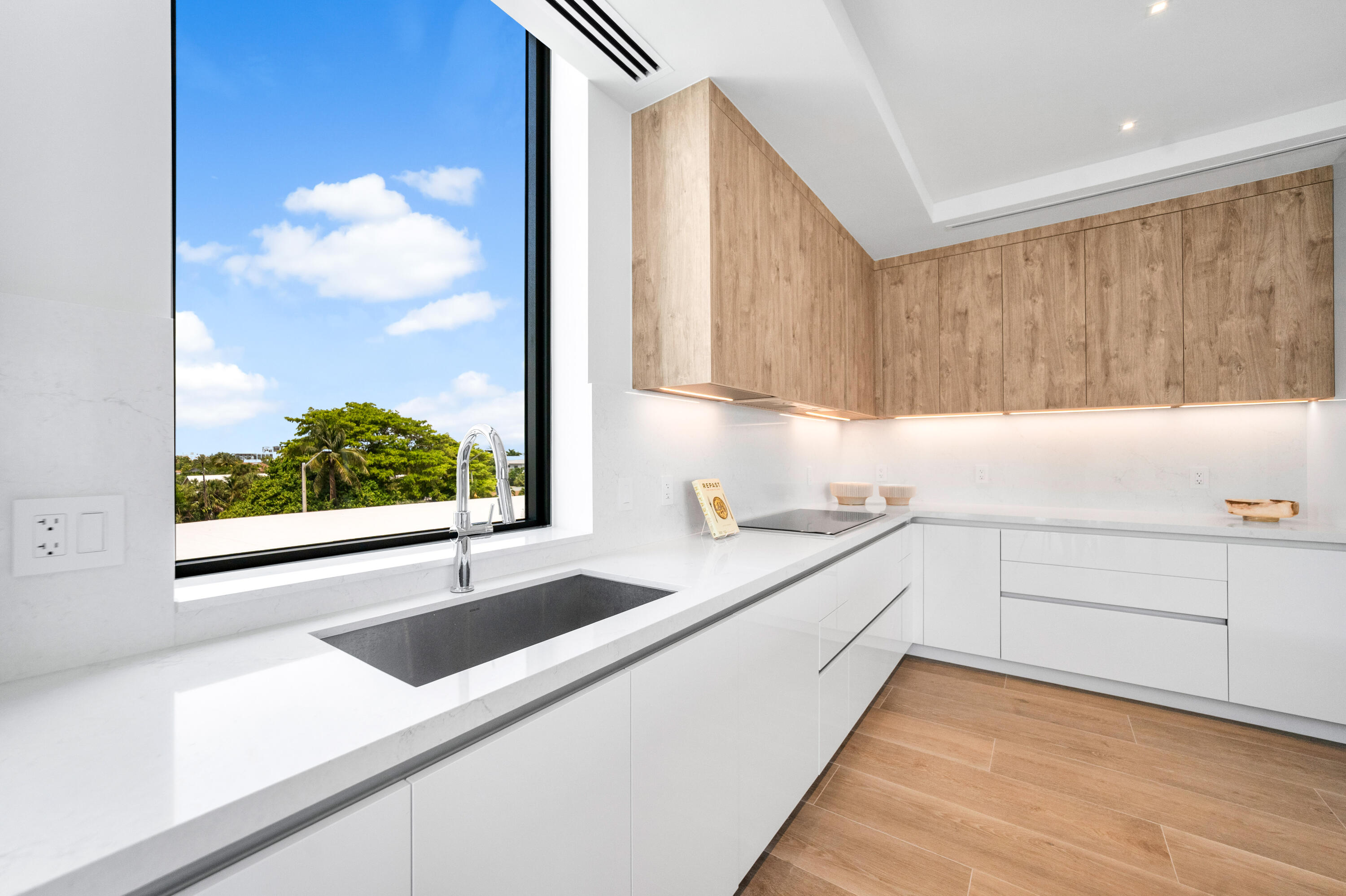 BLOUNT BROS POMPANO BEACH - Residential