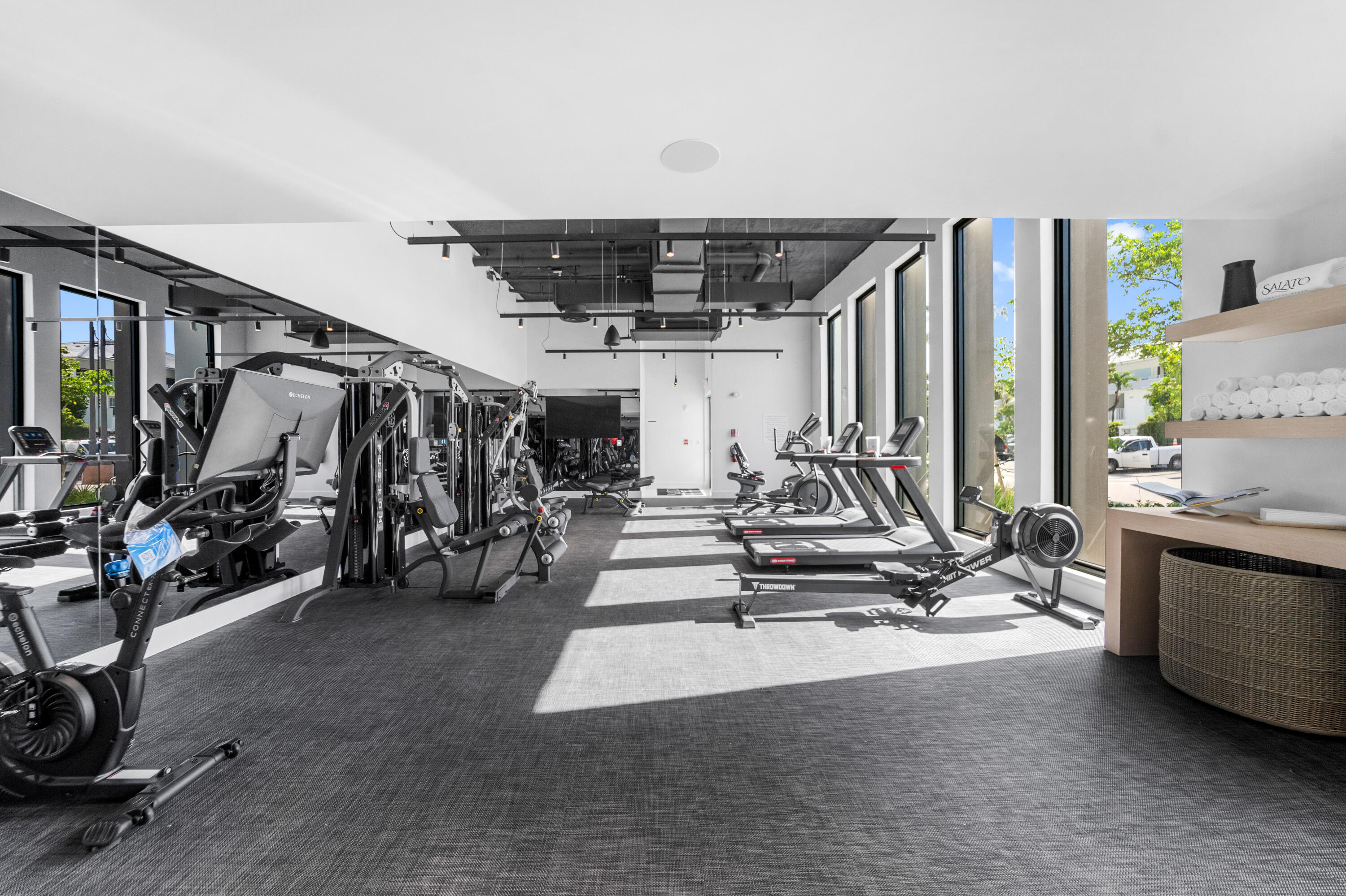 BLOUNT BROS POMPANO BEACH - Residential