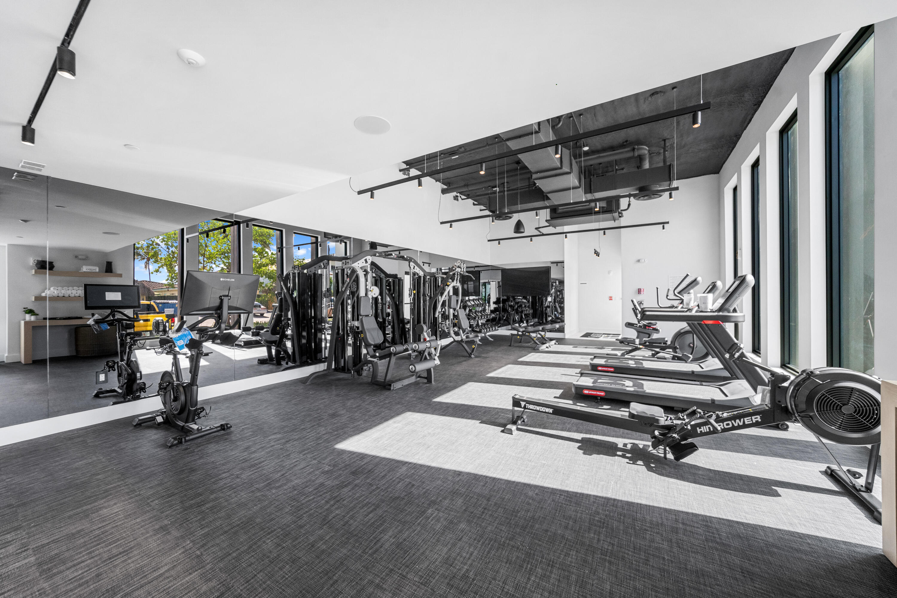 BLOUNT BROS POMPANO BEACH - Residential