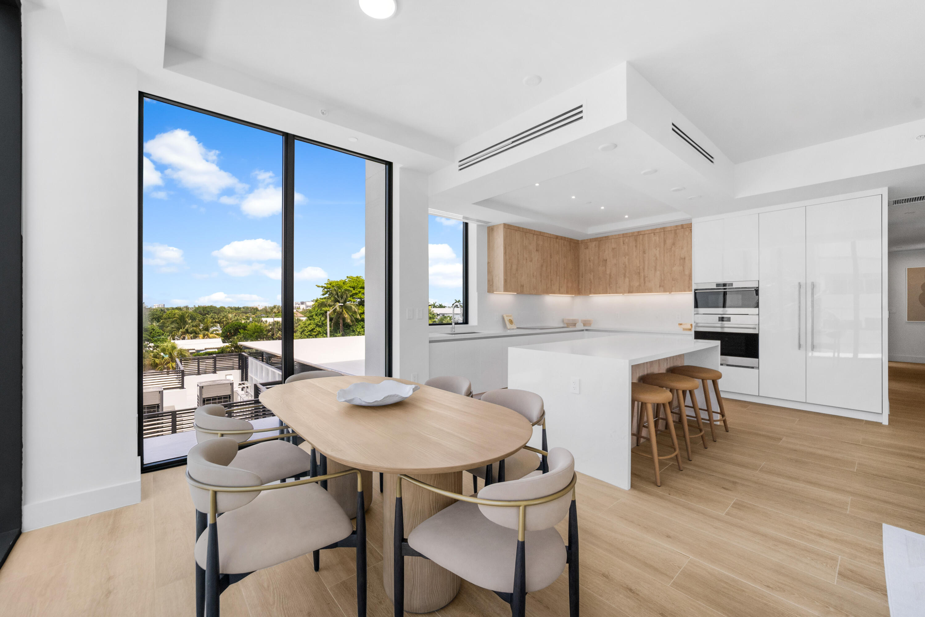 BLOUNT BROS POMPANO BEACH - Residential