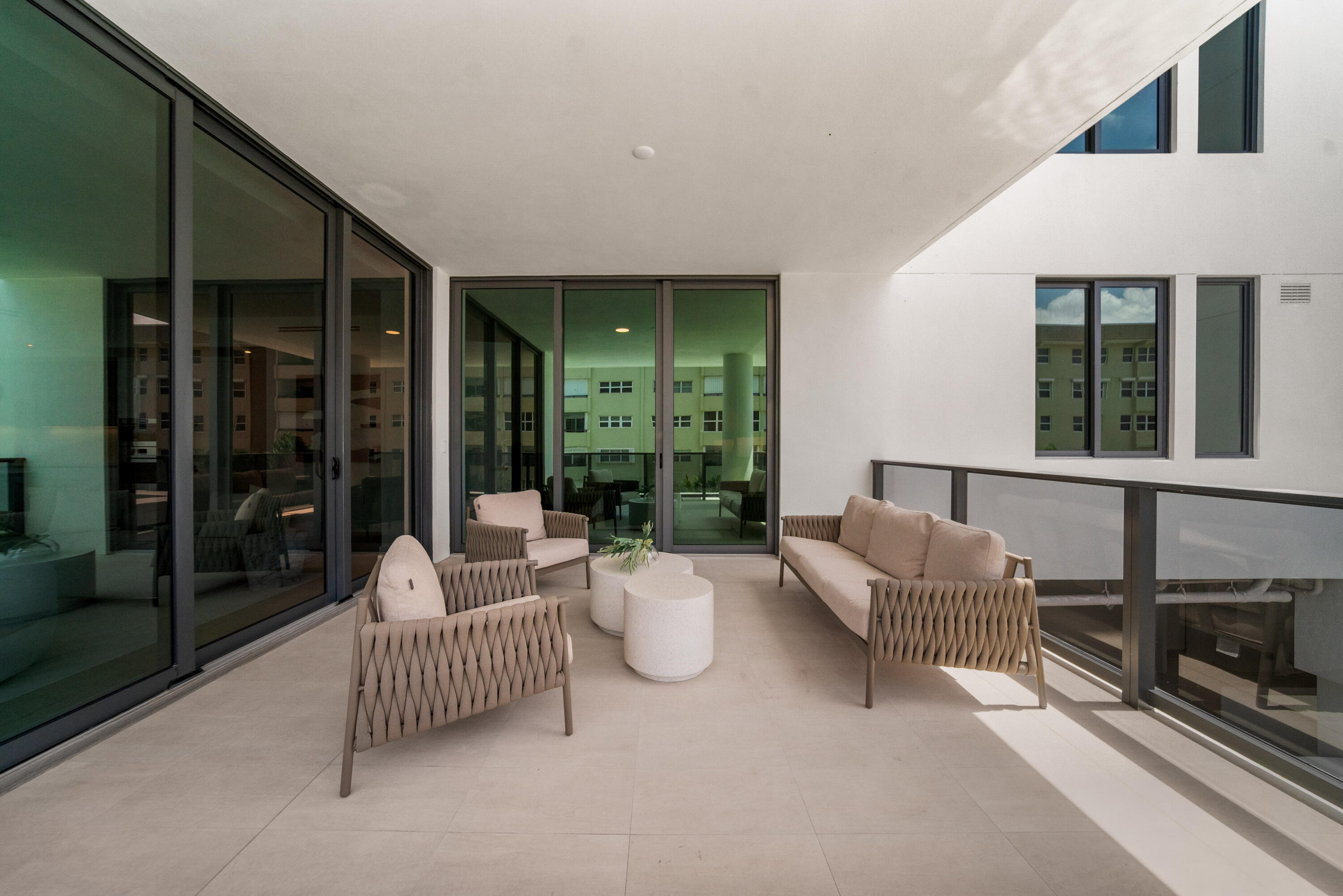 BLOUNT BROS POMPANO BEACH - Residential