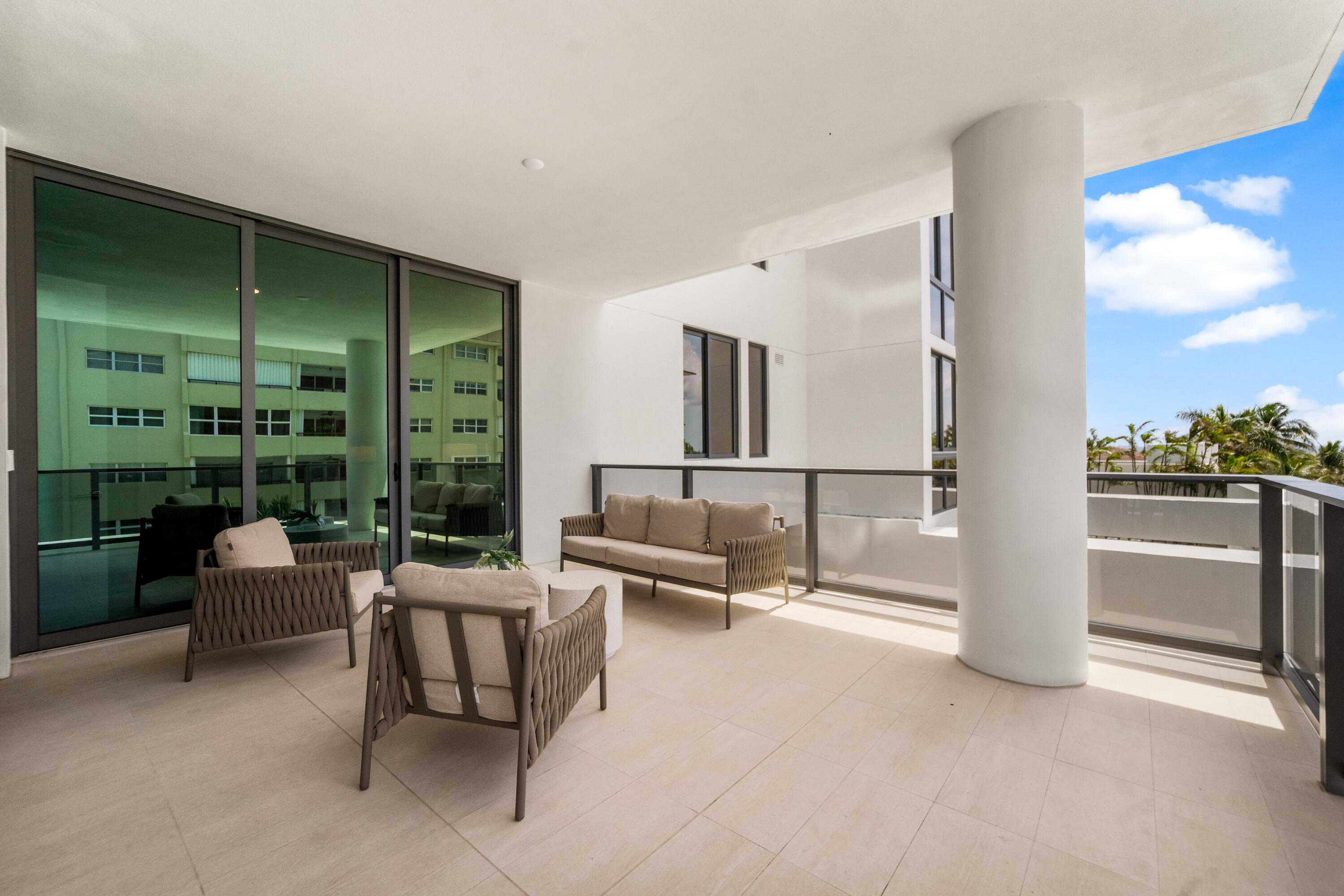 BLOUNT BROS POMPANO BEACH - Residential