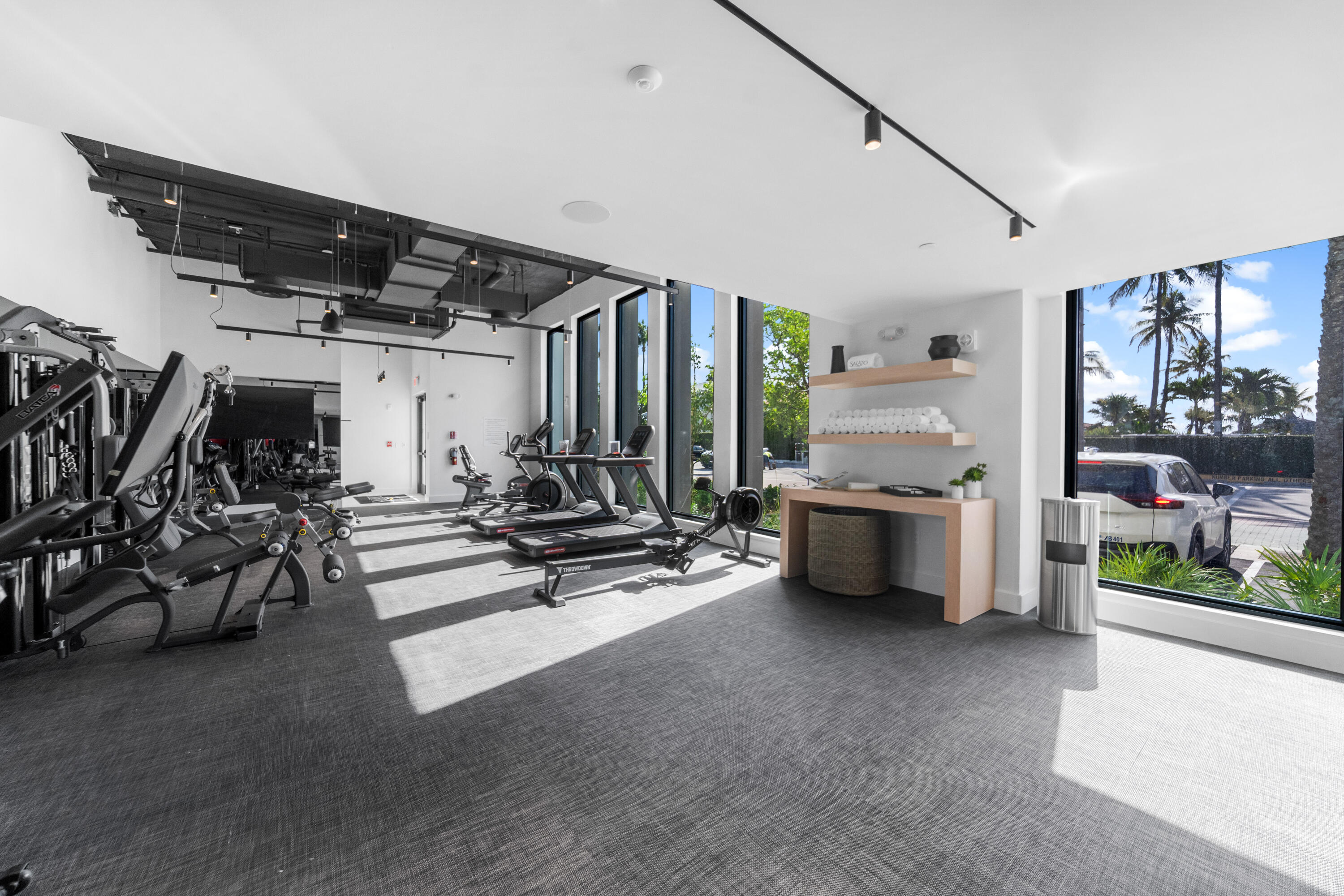 BLOUNT BROS POMPANO BEACH - Residential