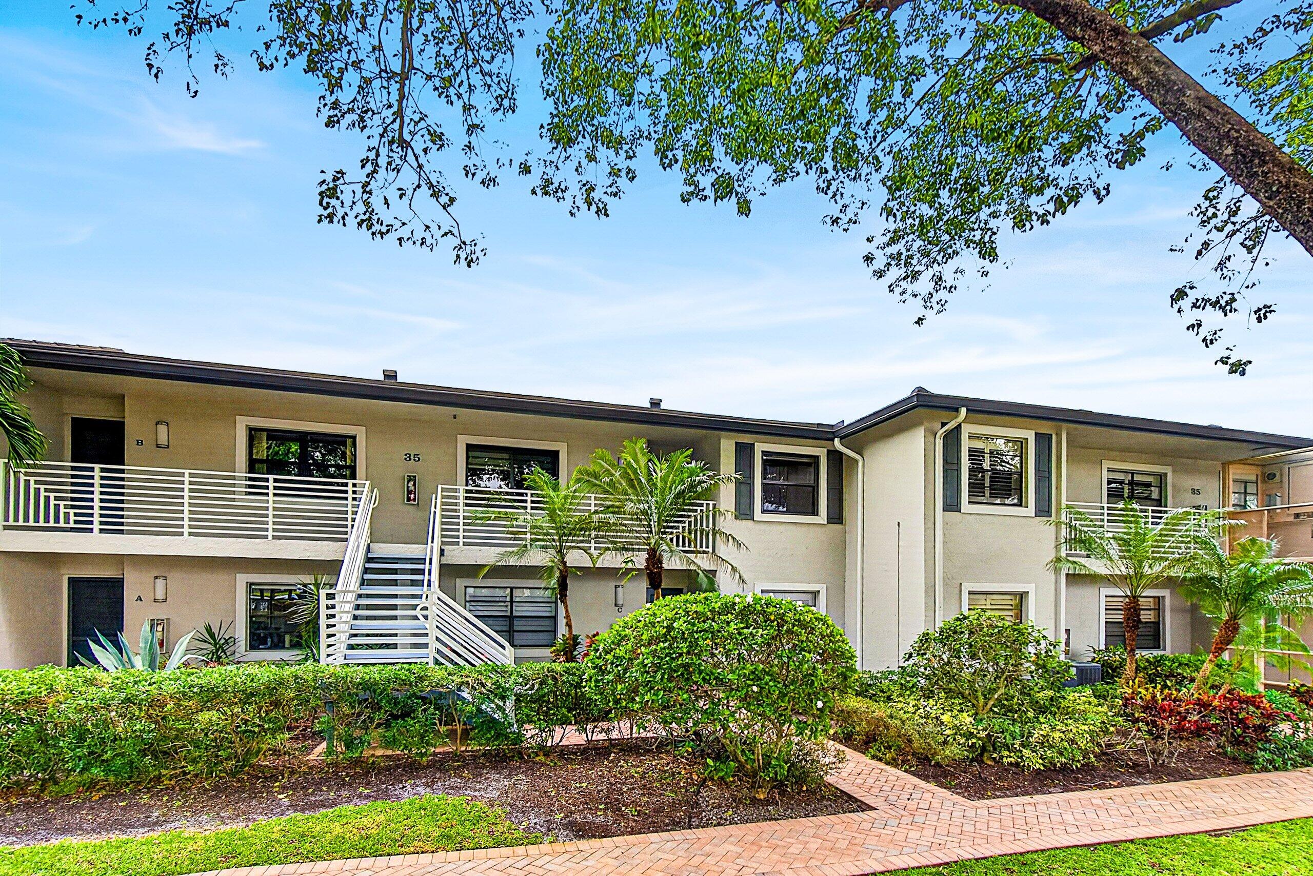 SOUTHPORT AT HUNTERS RUN CONDO - Residential