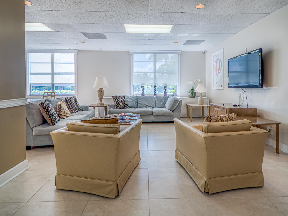 PATRICIAN - Residential Lease
