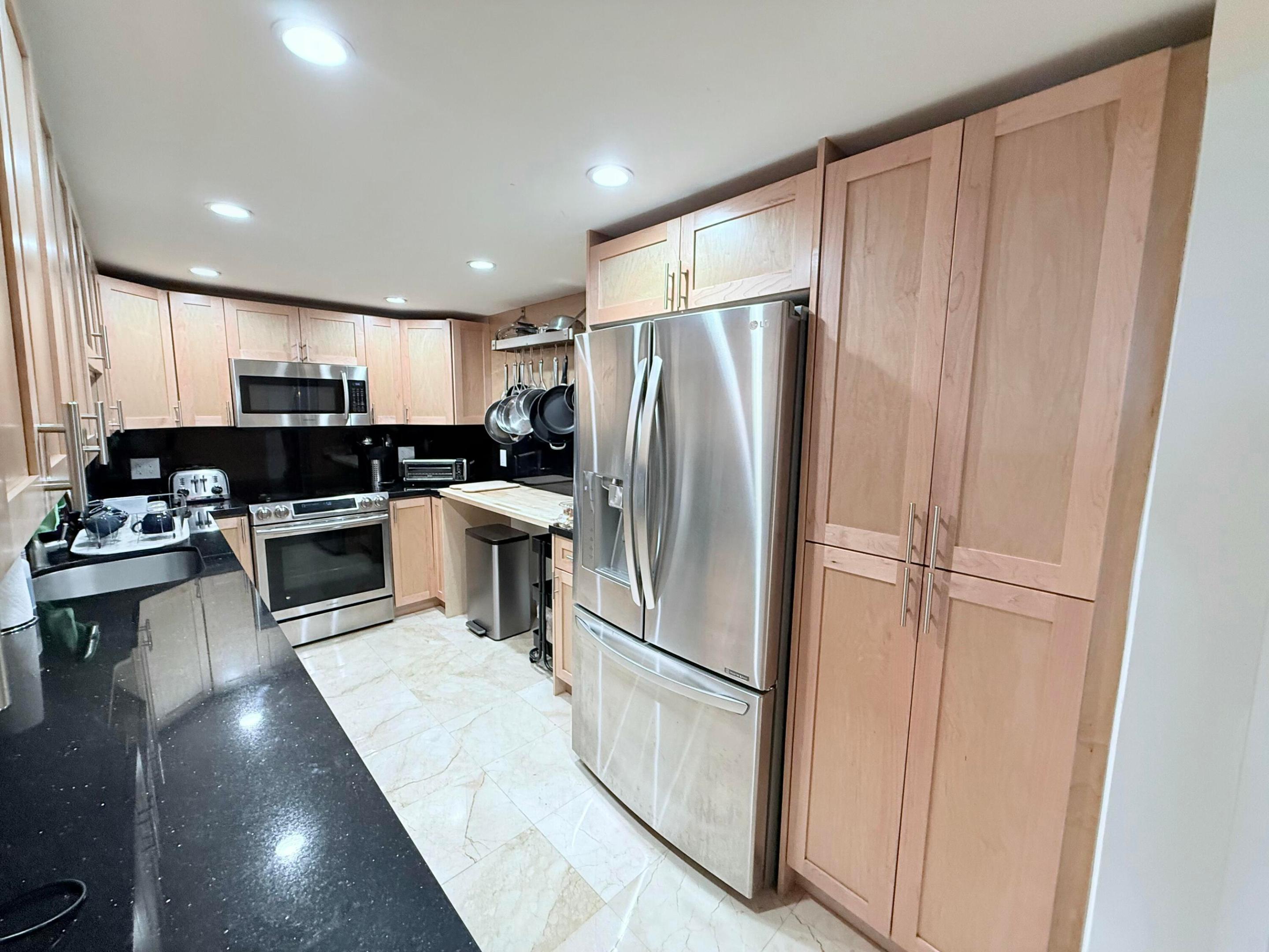 PATRICIAN - Residential Lease