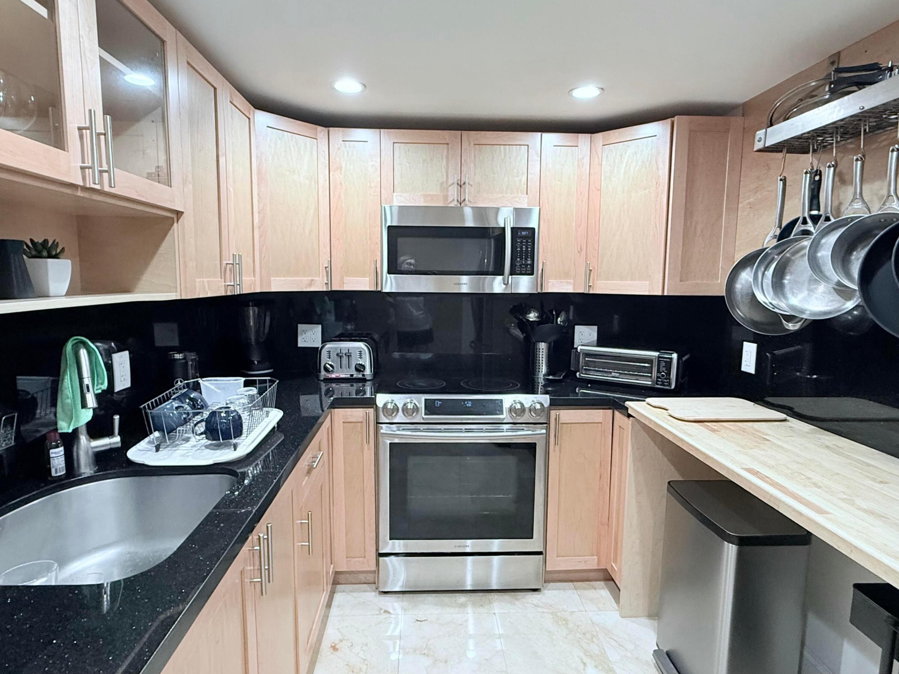 PATRICIAN - Residential Lease