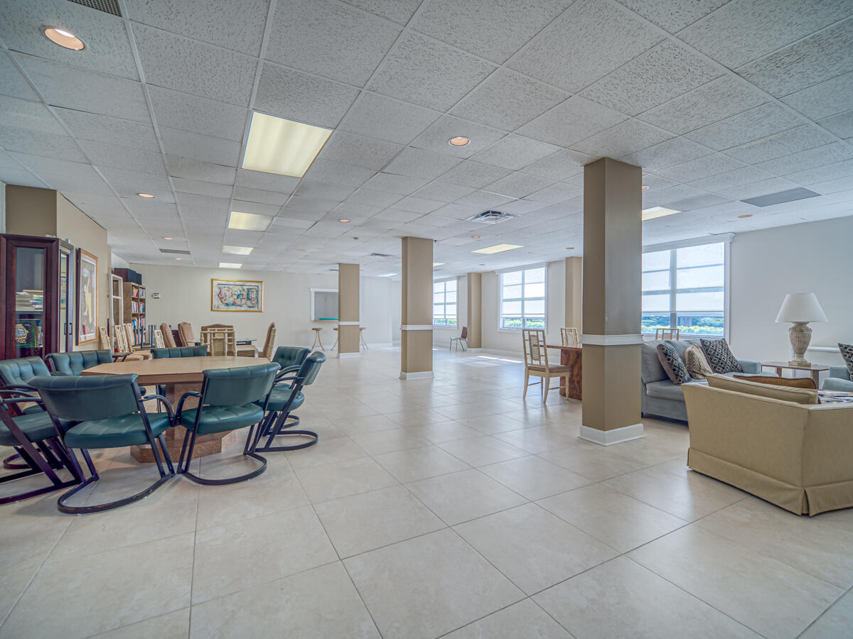 PATRICIAN - Residential Lease