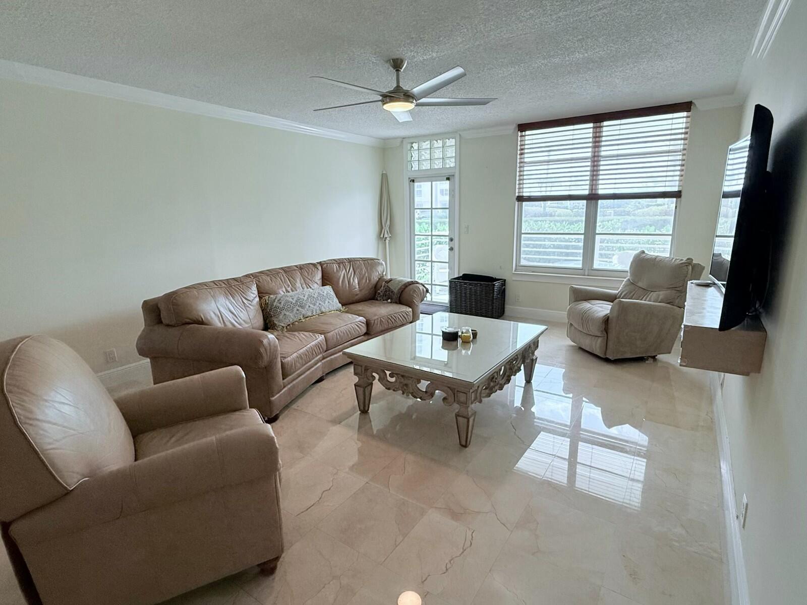 PATRICIAN - Residential Lease
