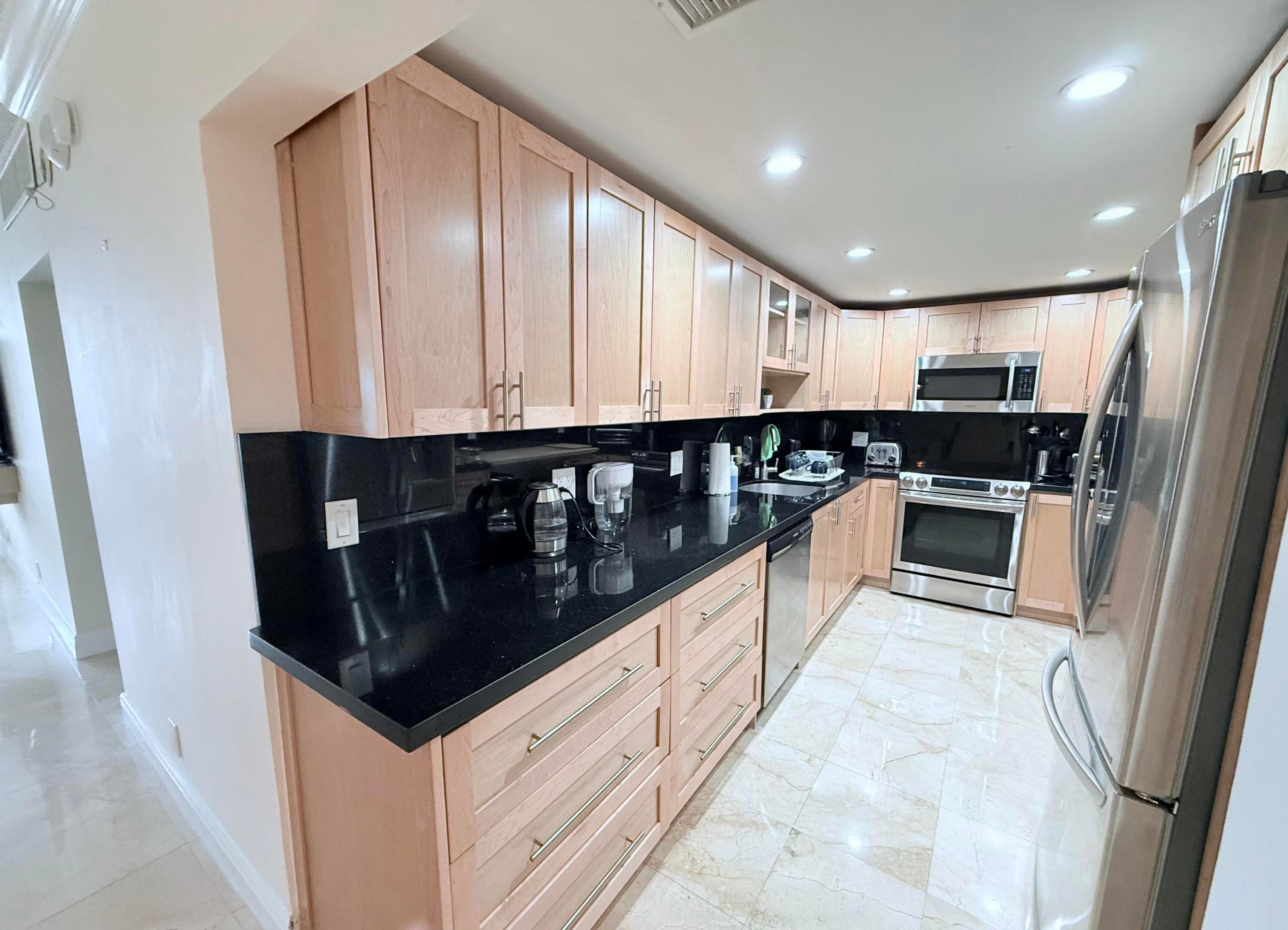 PATRICIAN - Residential Lease