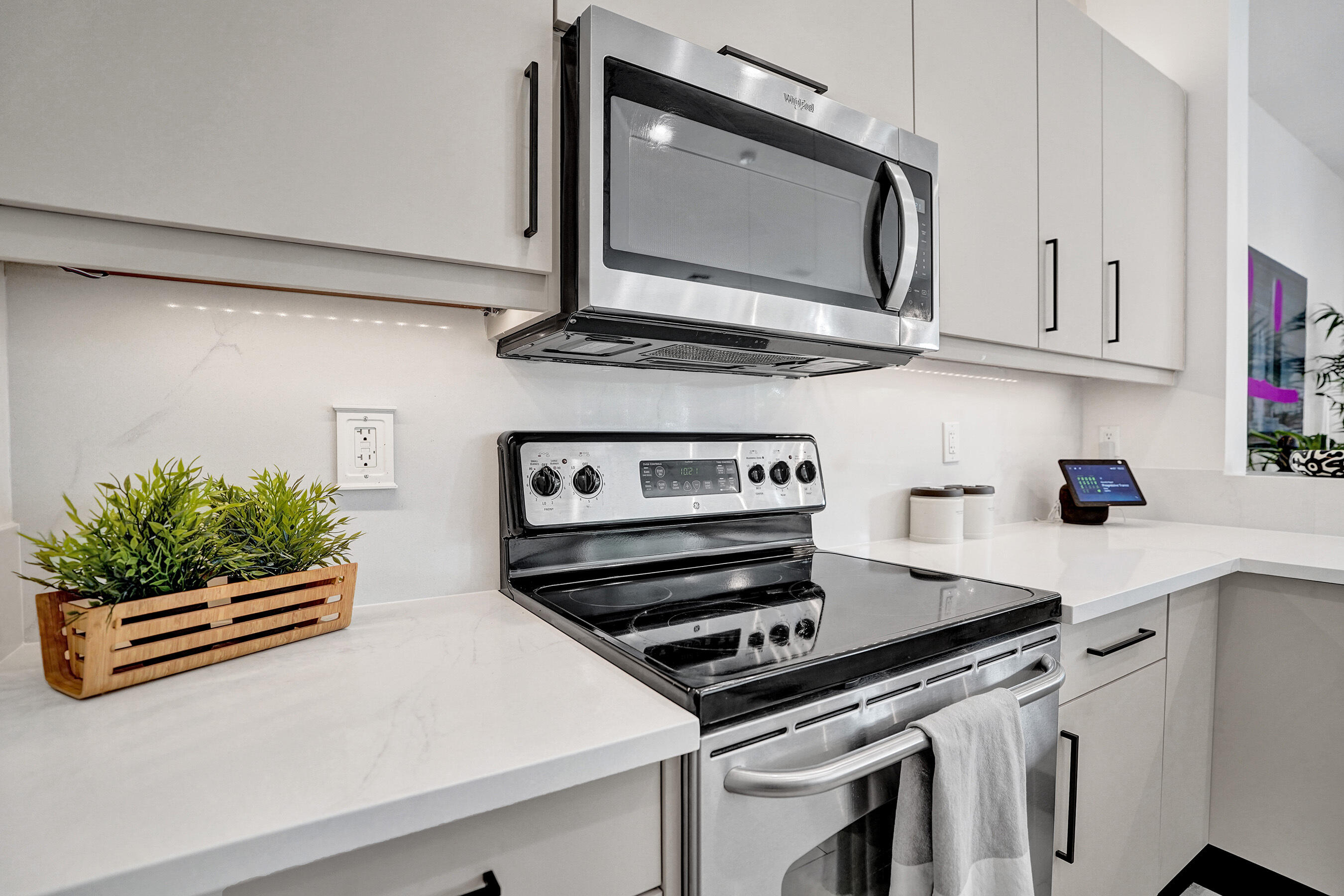 HIGHLAND ESTATES - Residential
