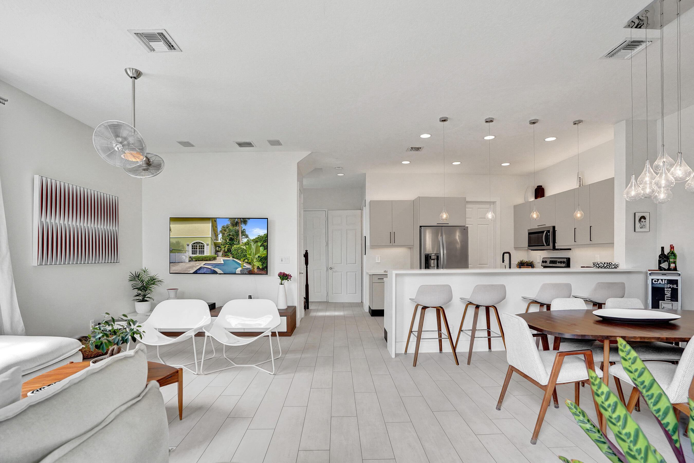 HIGHLAND ESTATES - Residential