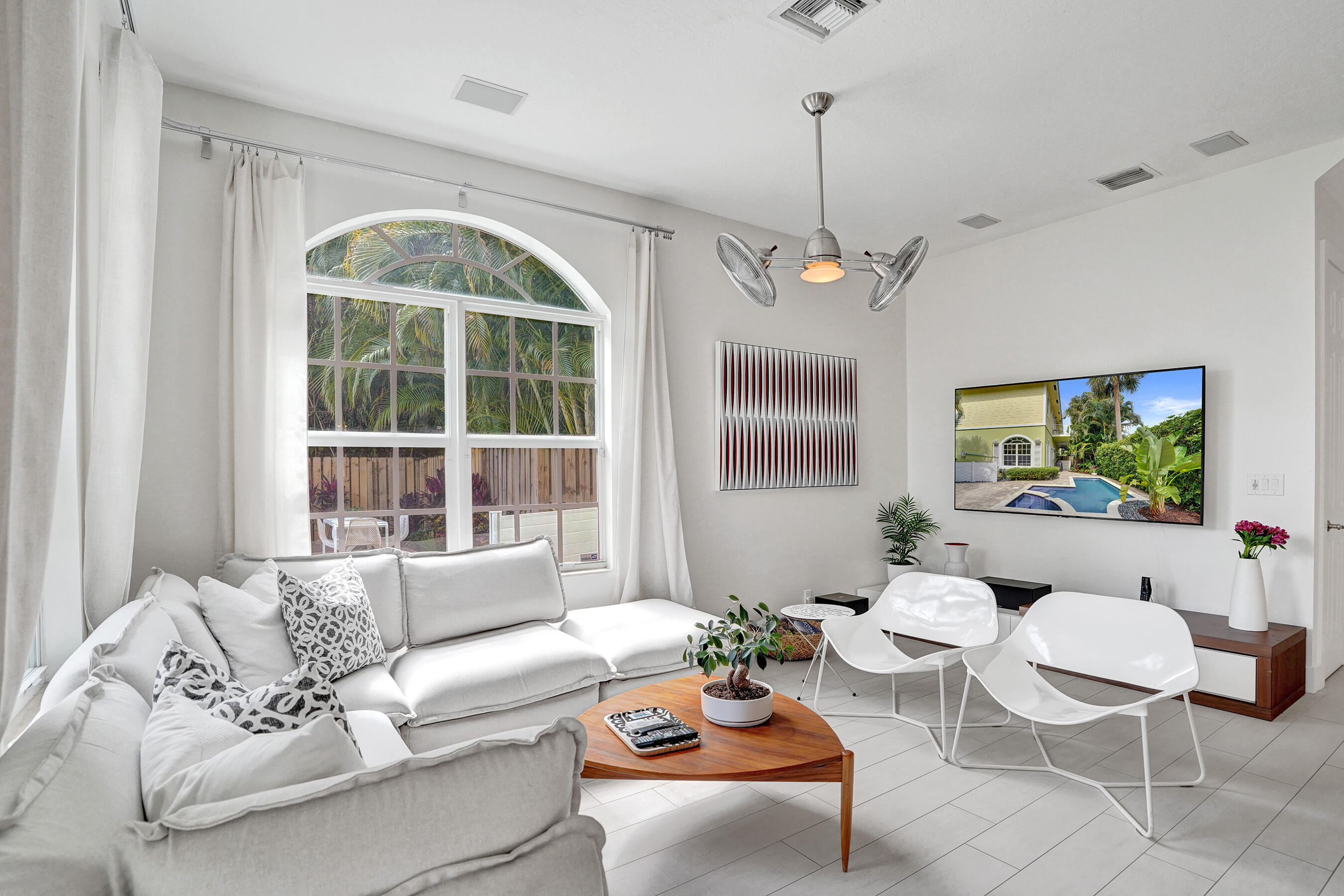 HIGHLAND ESTATES - Residential