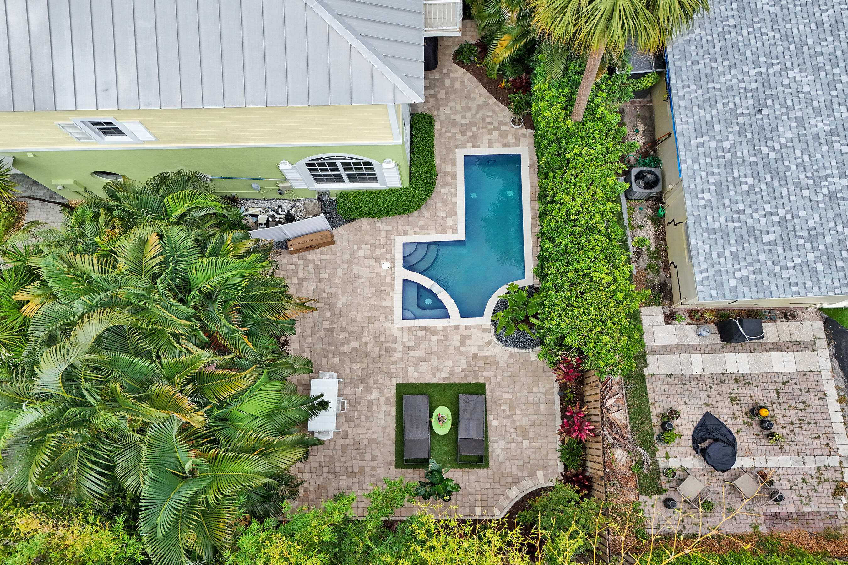 HIGHLAND ESTATES - Residential