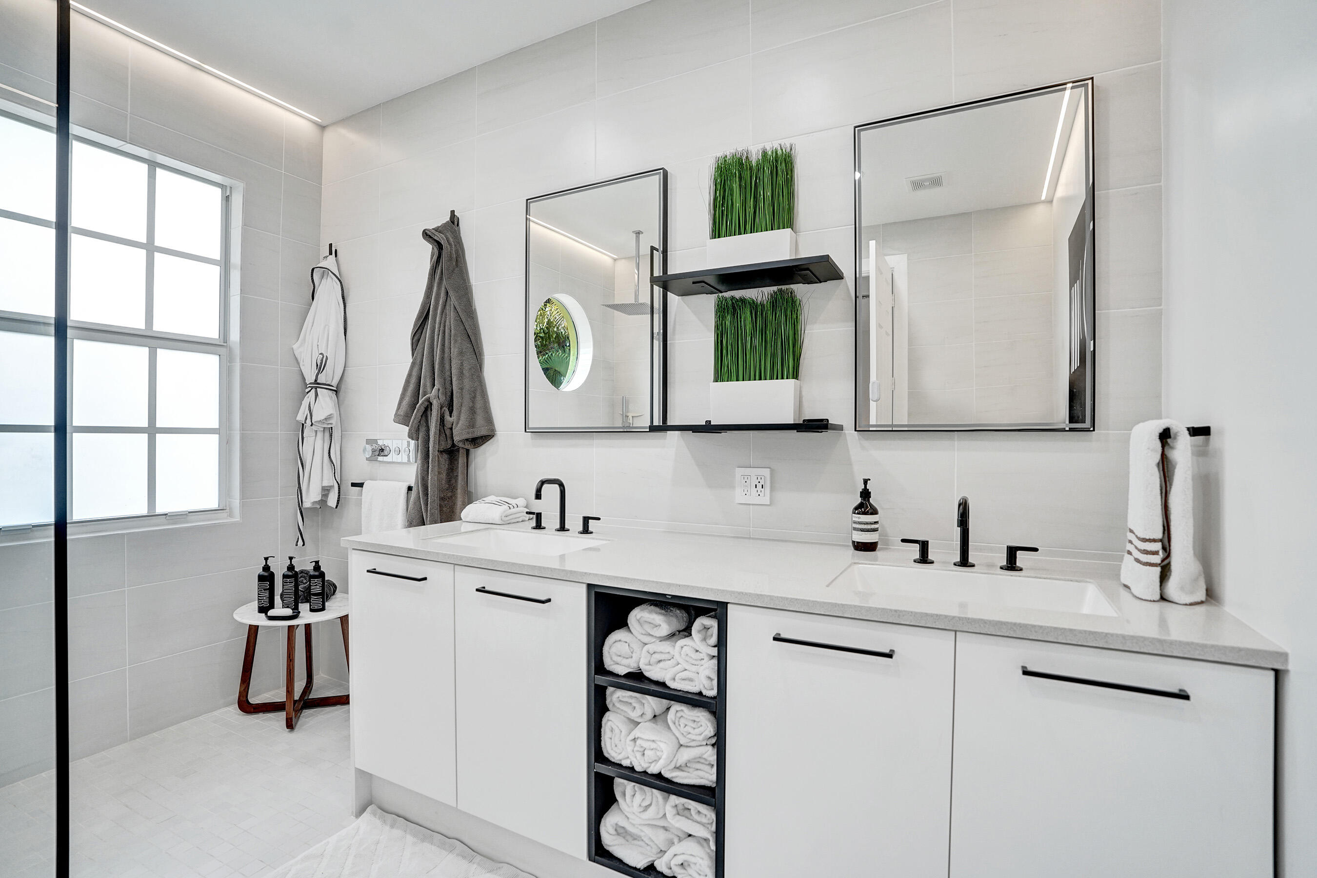 HIGHLAND ESTATES - Residential