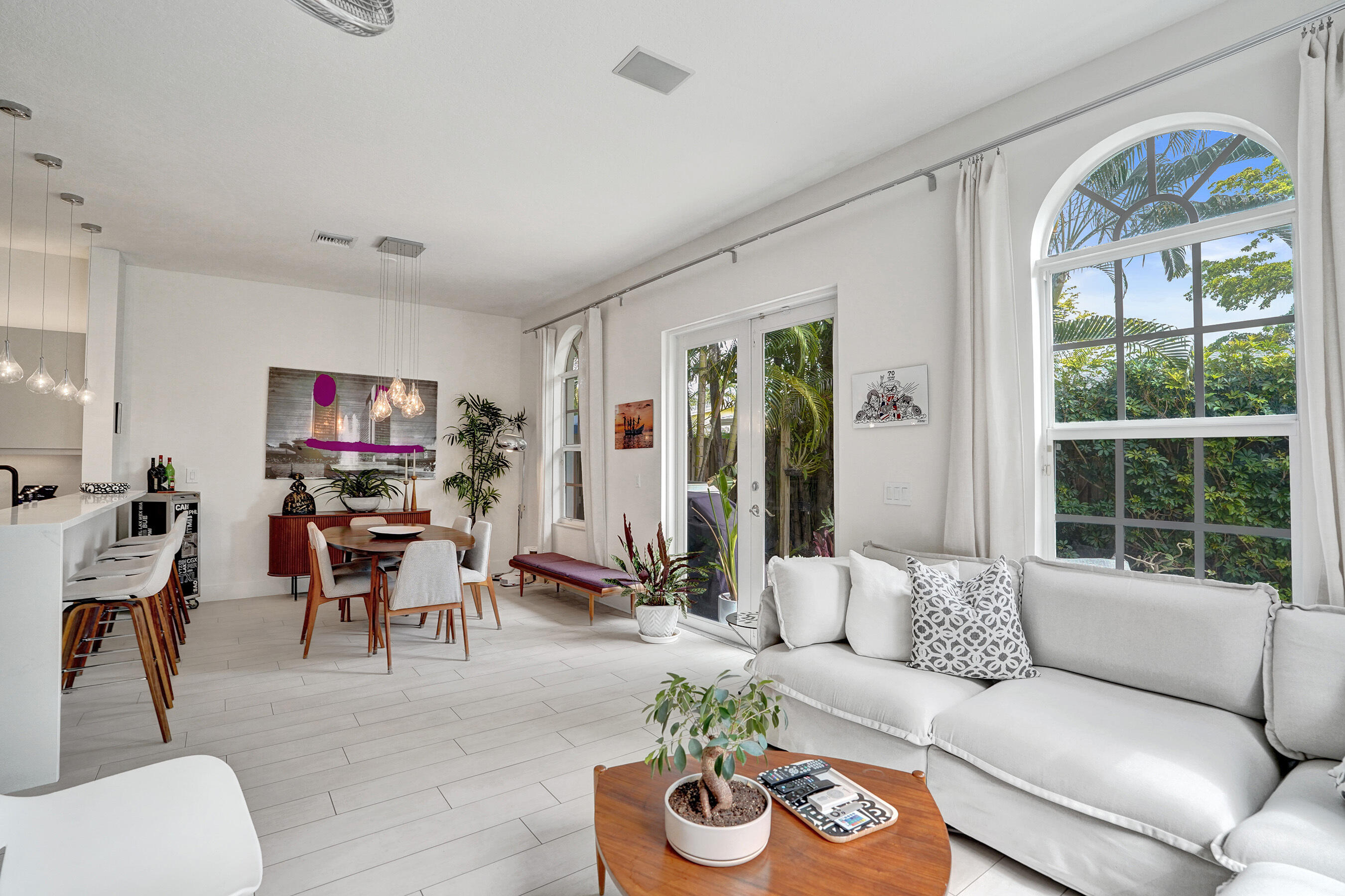 HIGHLAND ESTATES - Residential