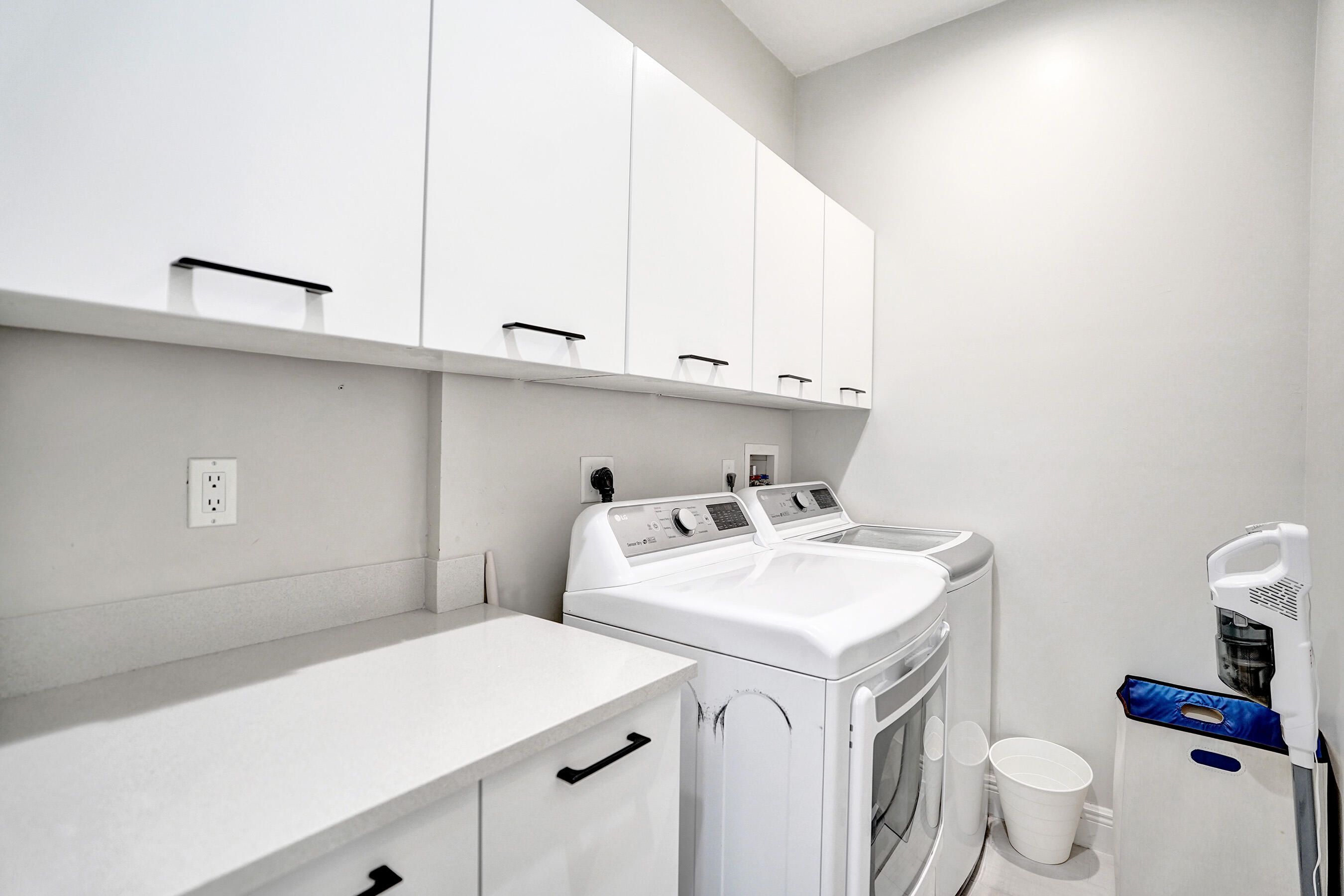 HIGHLAND ESTATES - Residential