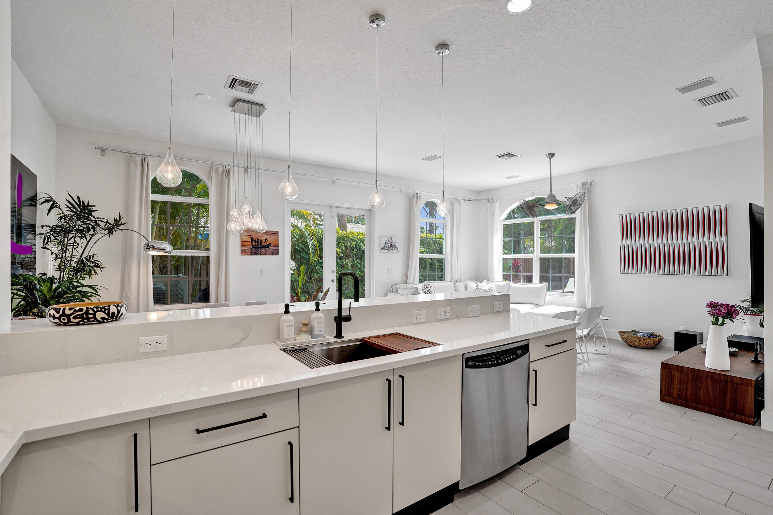 HIGHLAND ESTATES - Residential