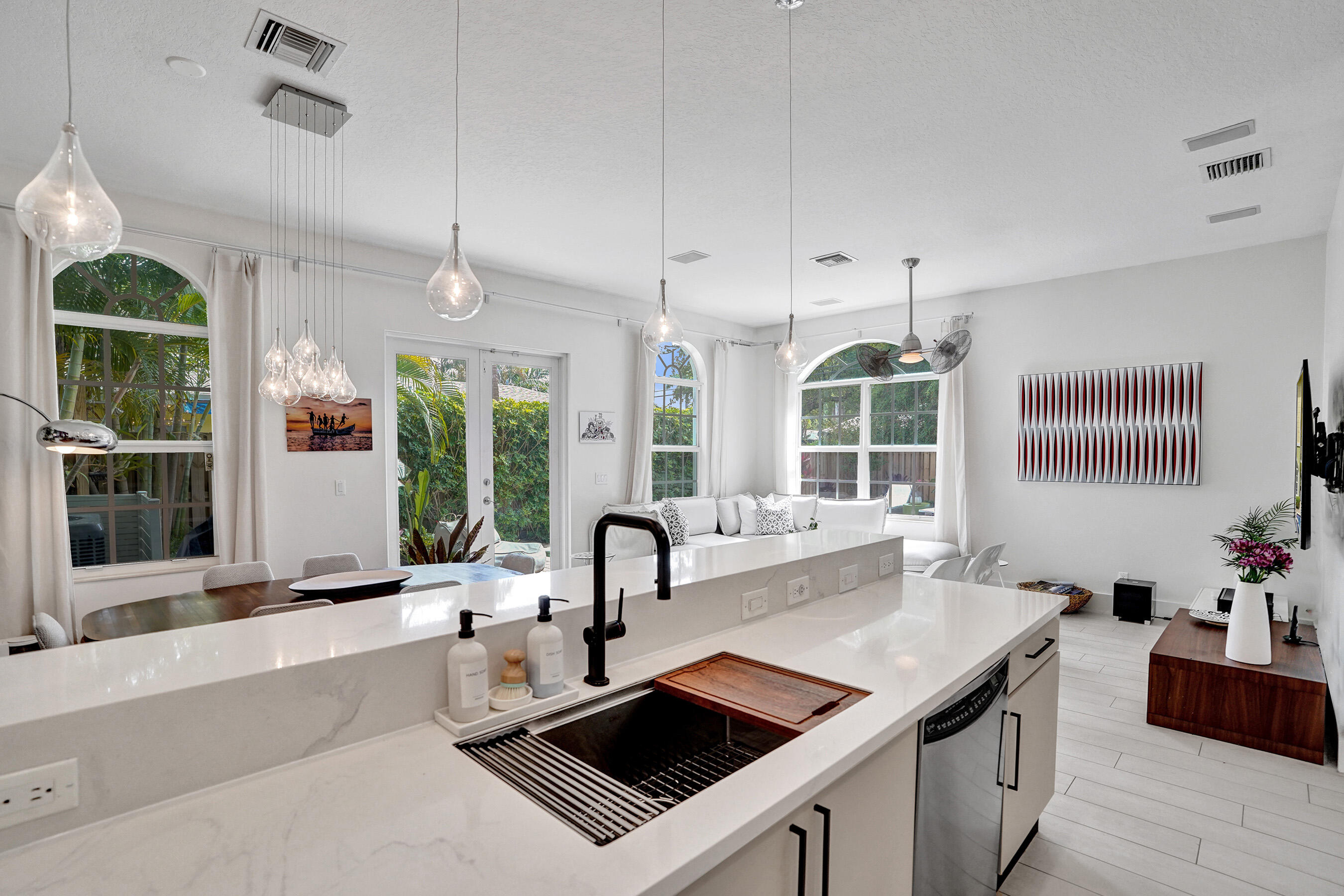HIGHLAND ESTATES - Residential