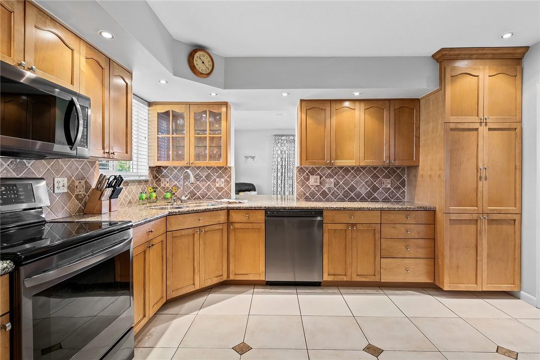 Hollywood Hills 6-22 B - Residential