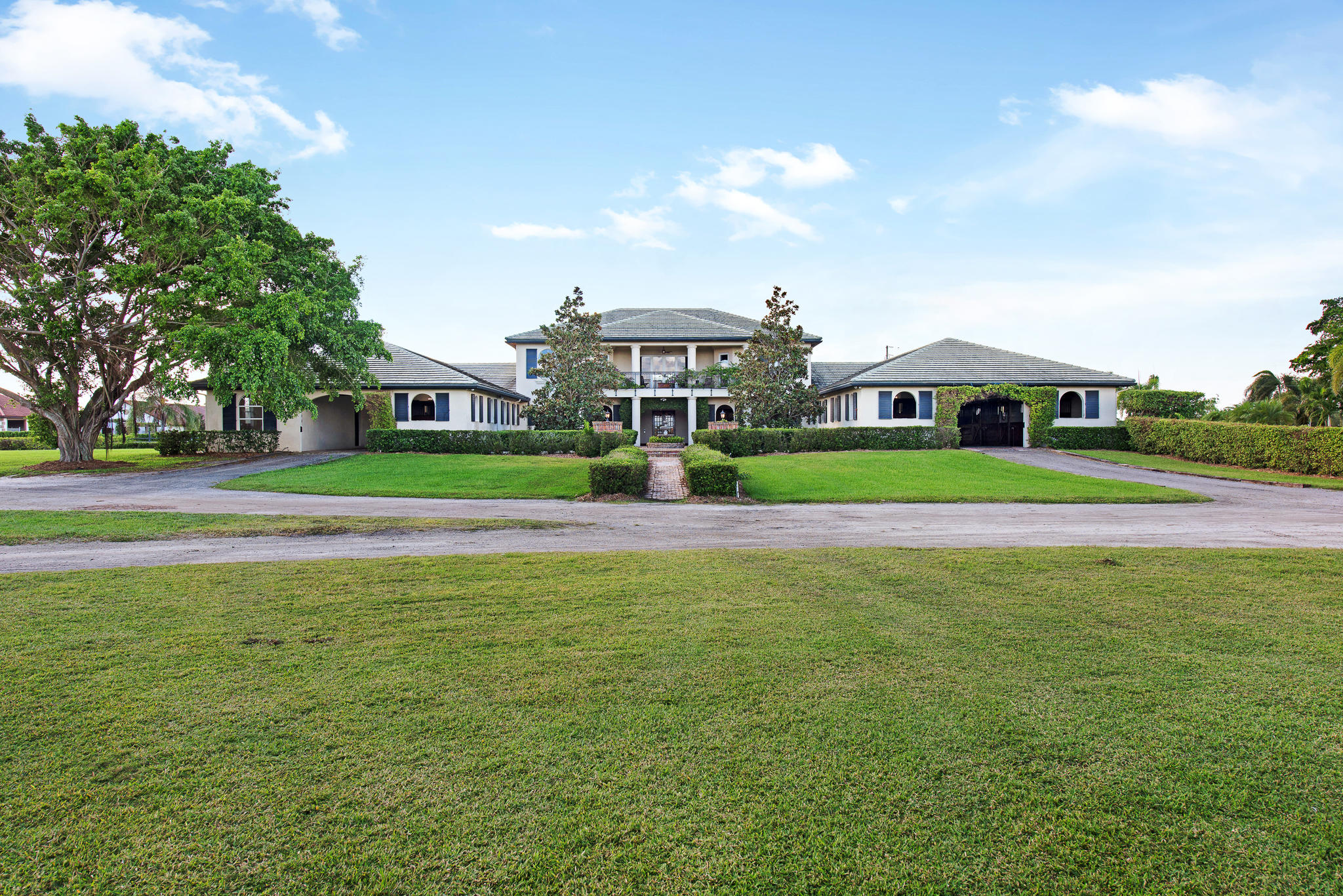 PALM BEACH POINT EAST - Residential