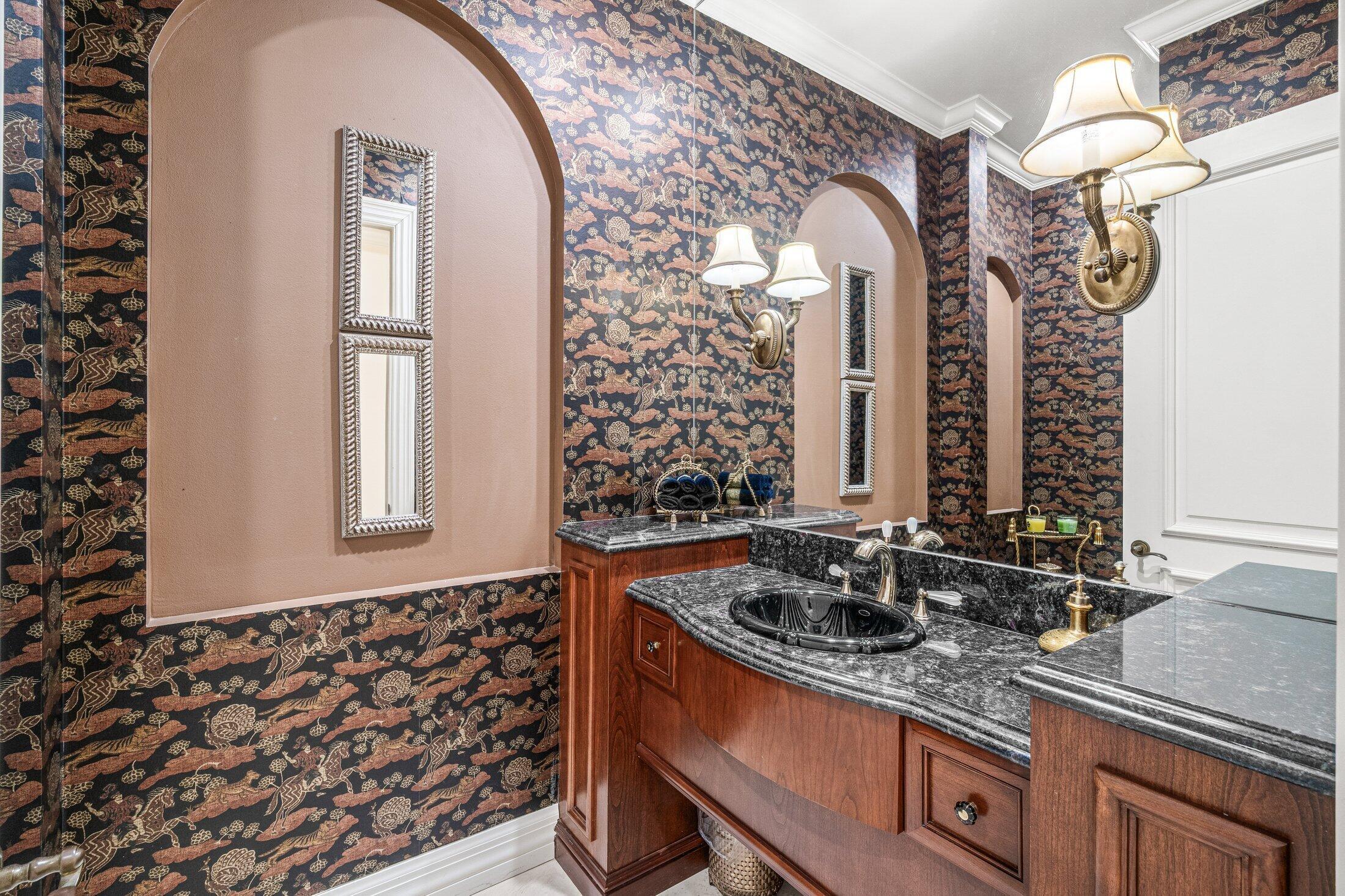 VINTAGE OAKS / POLO CLUN - Residential