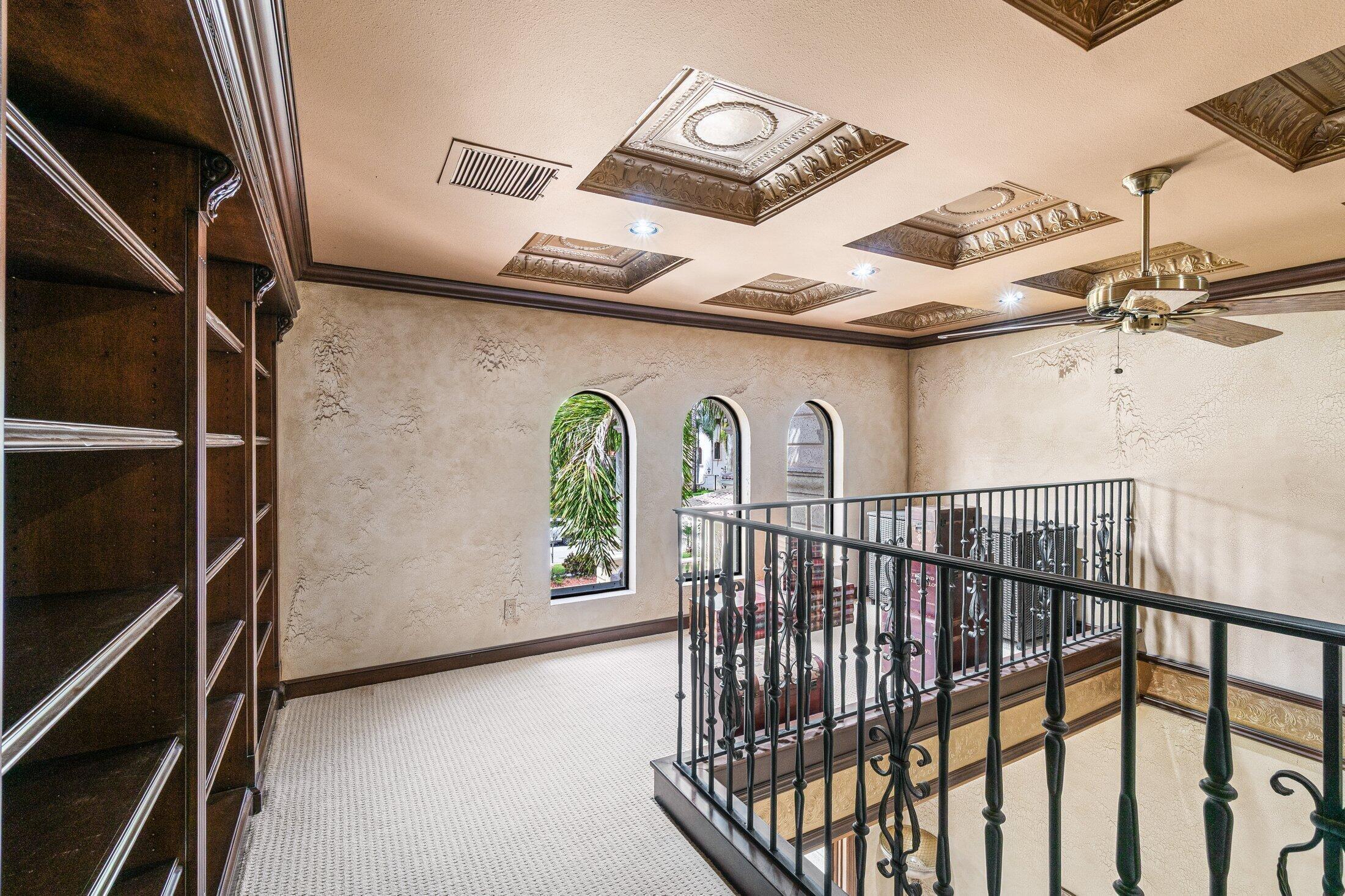 VINTAGE OAKS / POLO CLUN - Residential