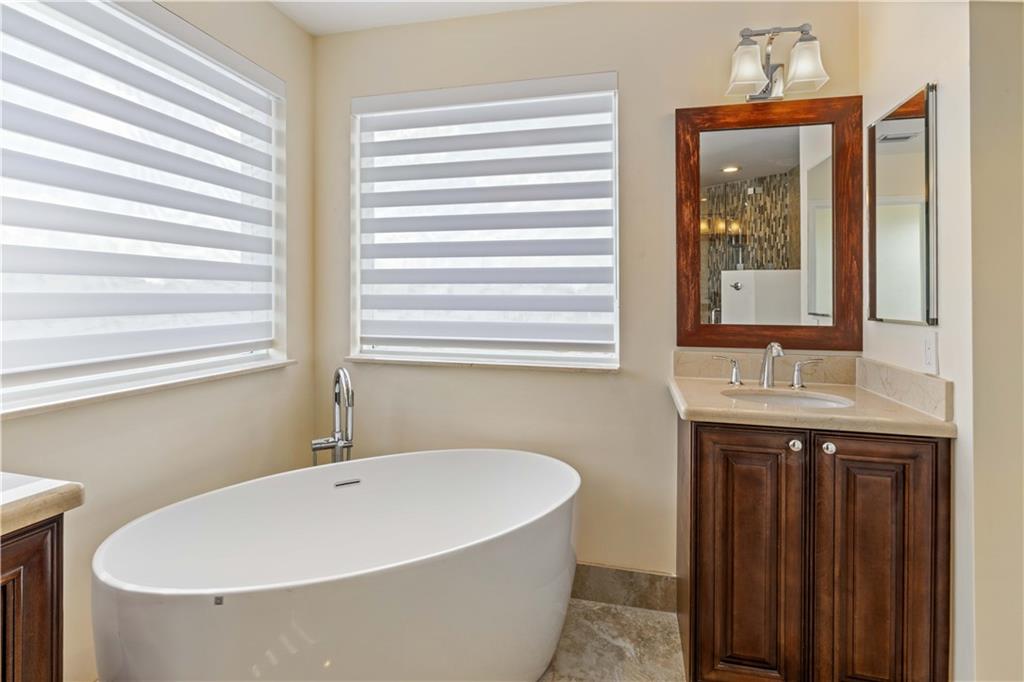 Eagle Lakes - Residential
