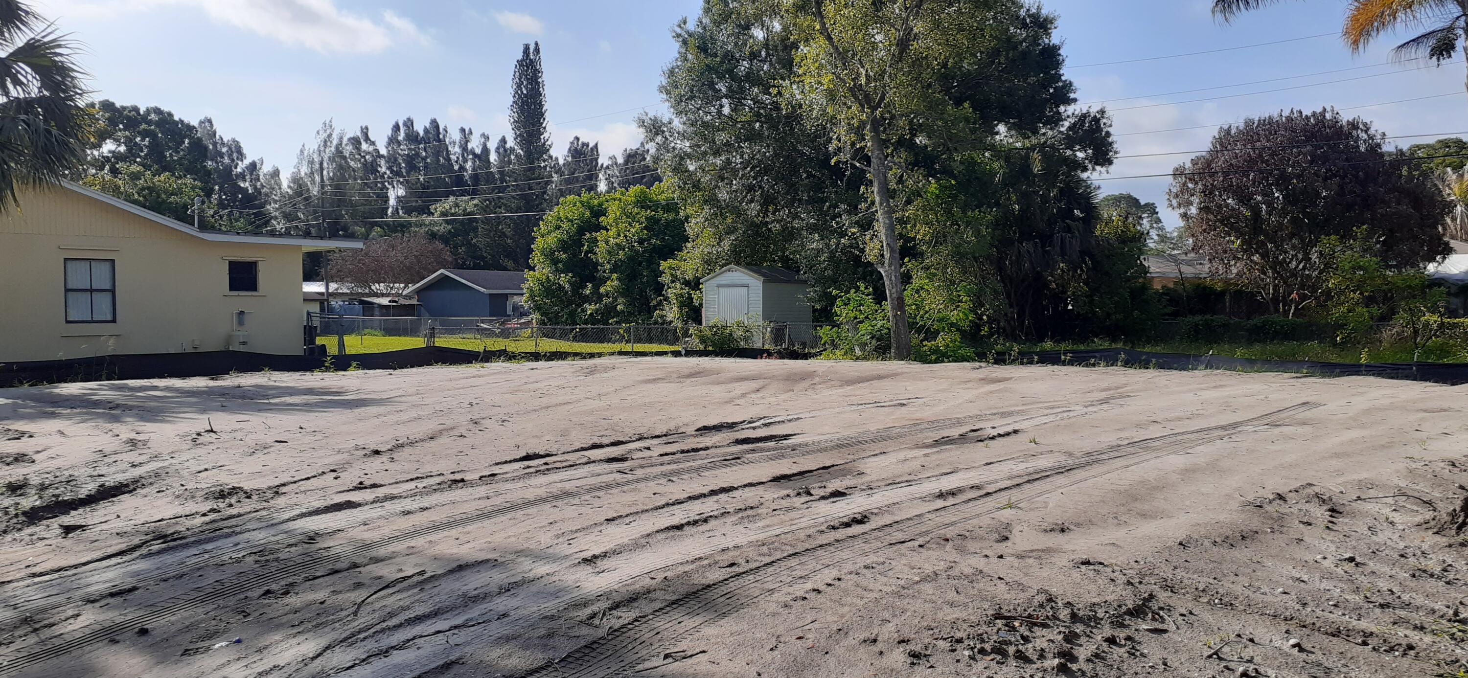 FLEETWOOD ACRES - Land