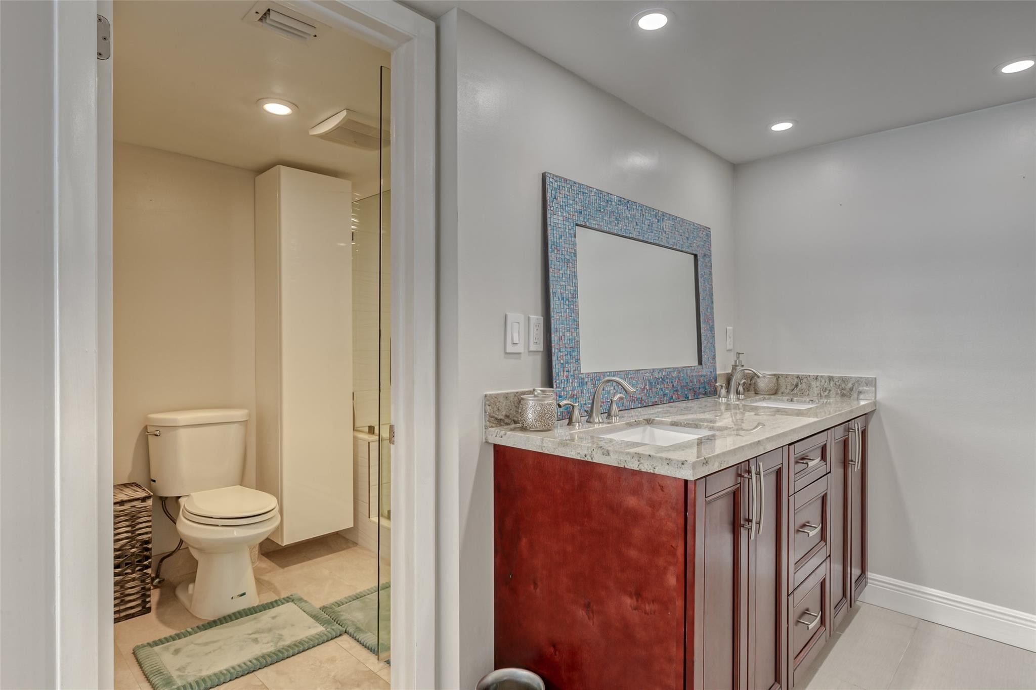PLAYA DEL MAR CONDO - Residential