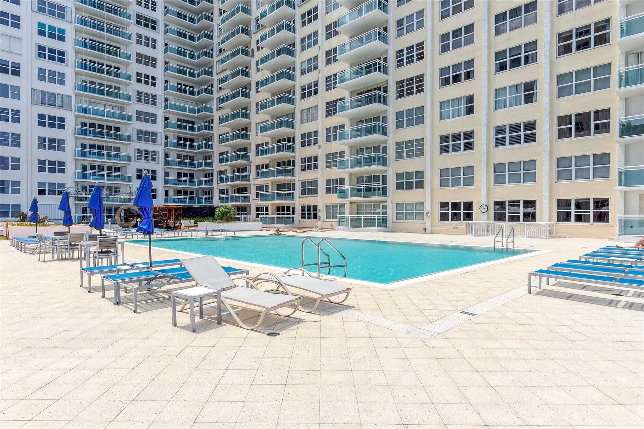 PLAYA DEL MAR CONDO - Residential