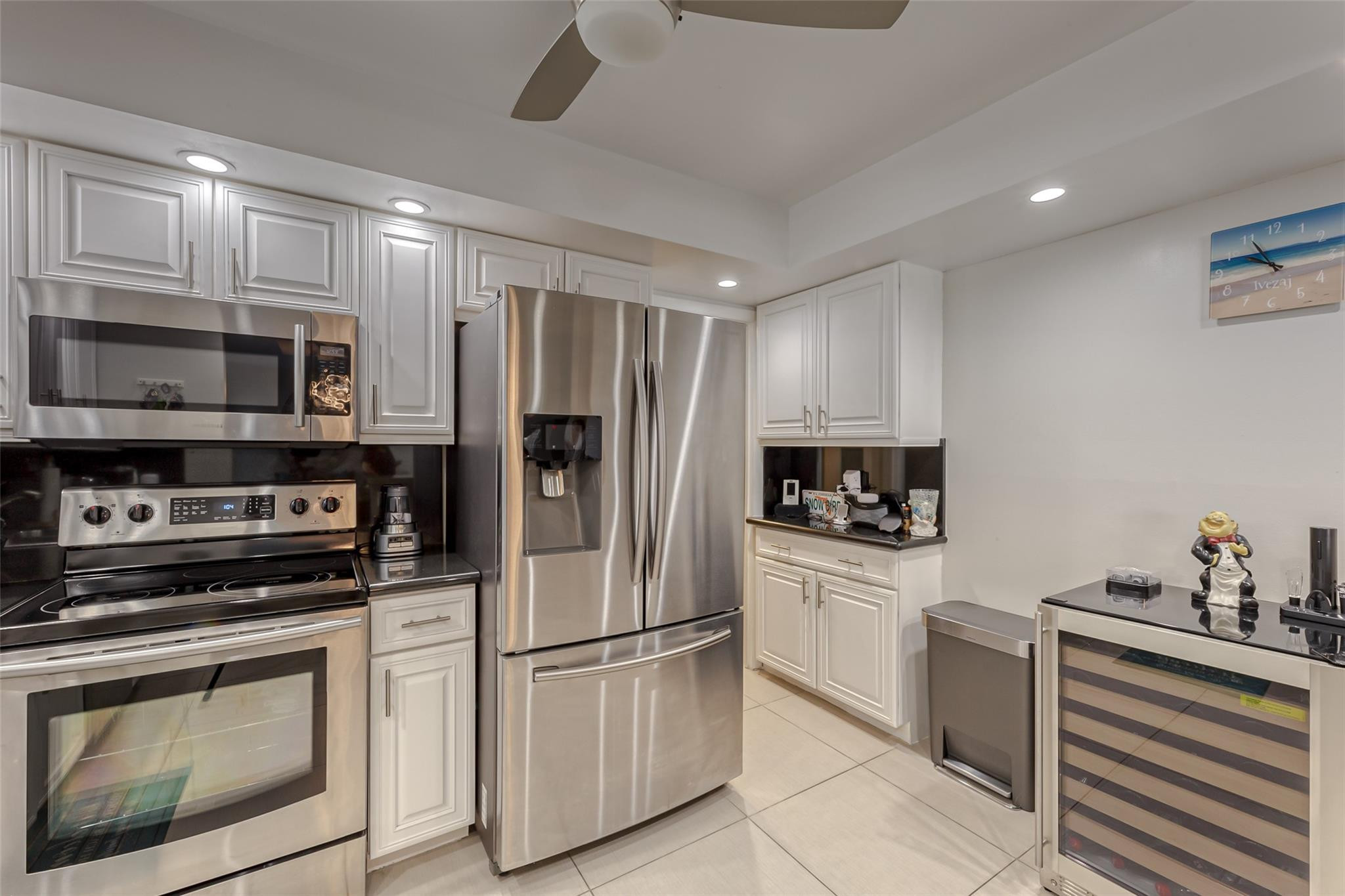 PLAYA DEL MAR CONDO - Residential