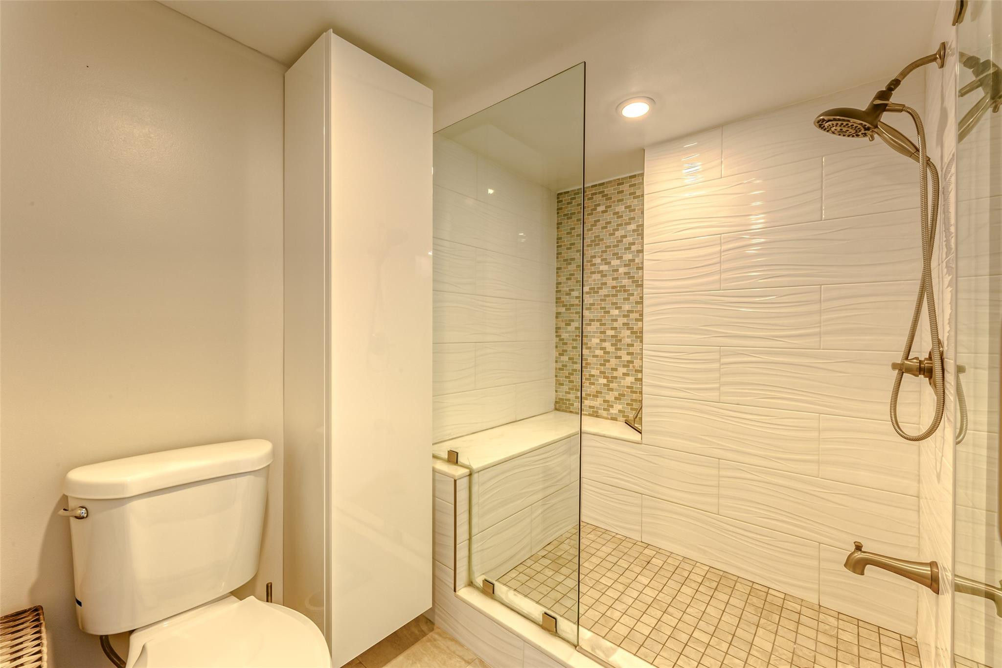 PLAYA DEL MAR CONDO - Residential