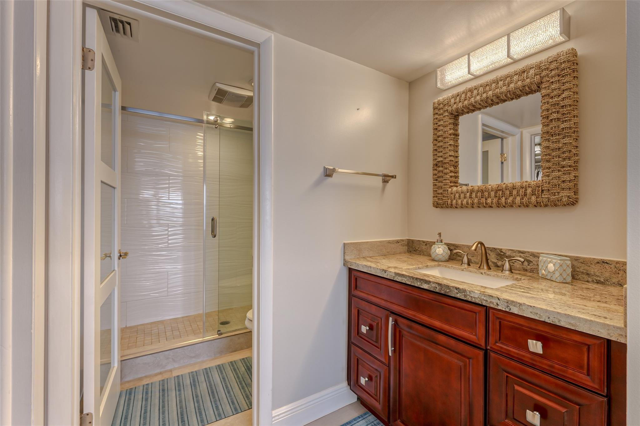 PLAYA DEL MAR CONDO - Residential