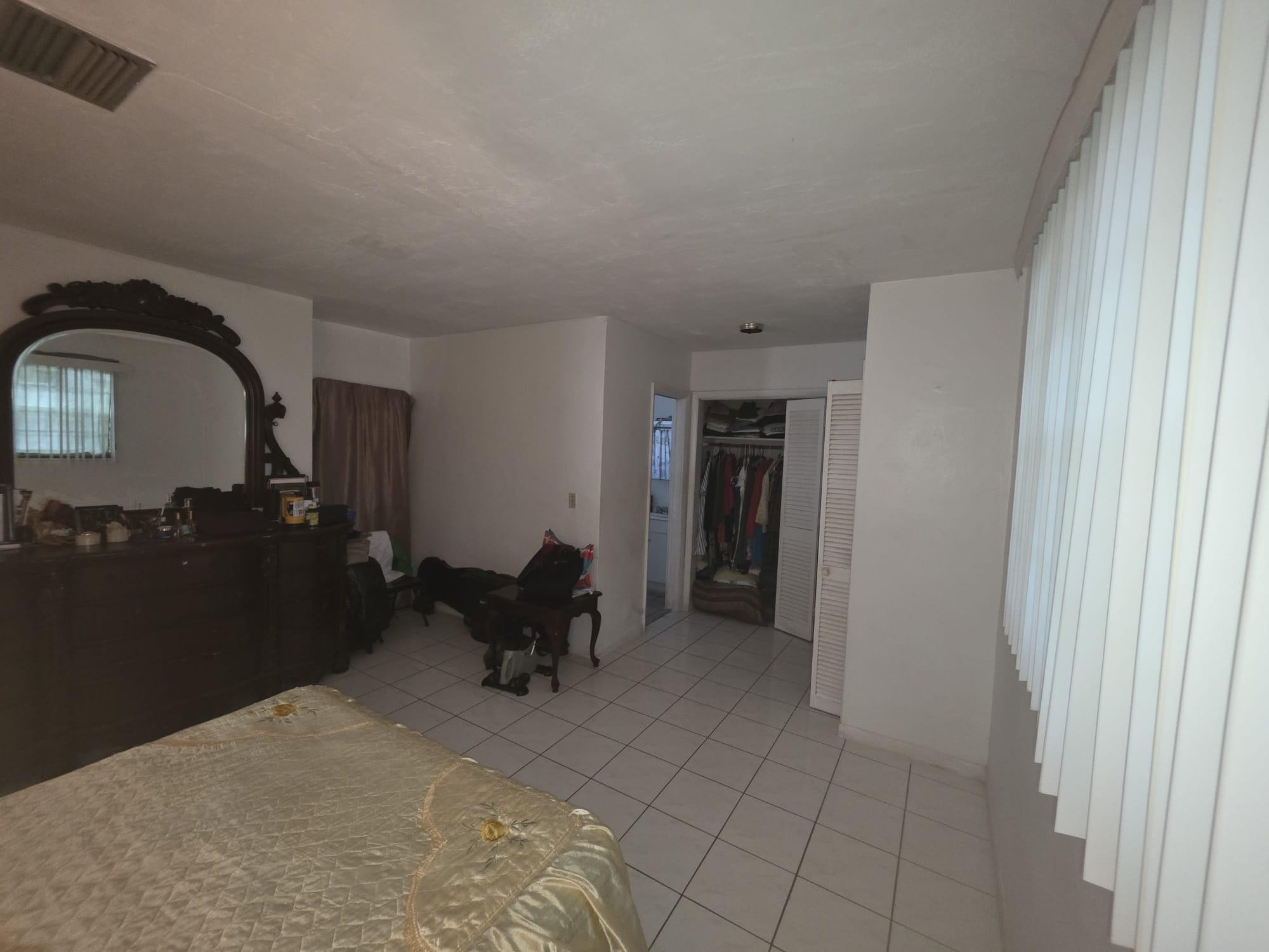 FALCON SUB NO ONE - Residential