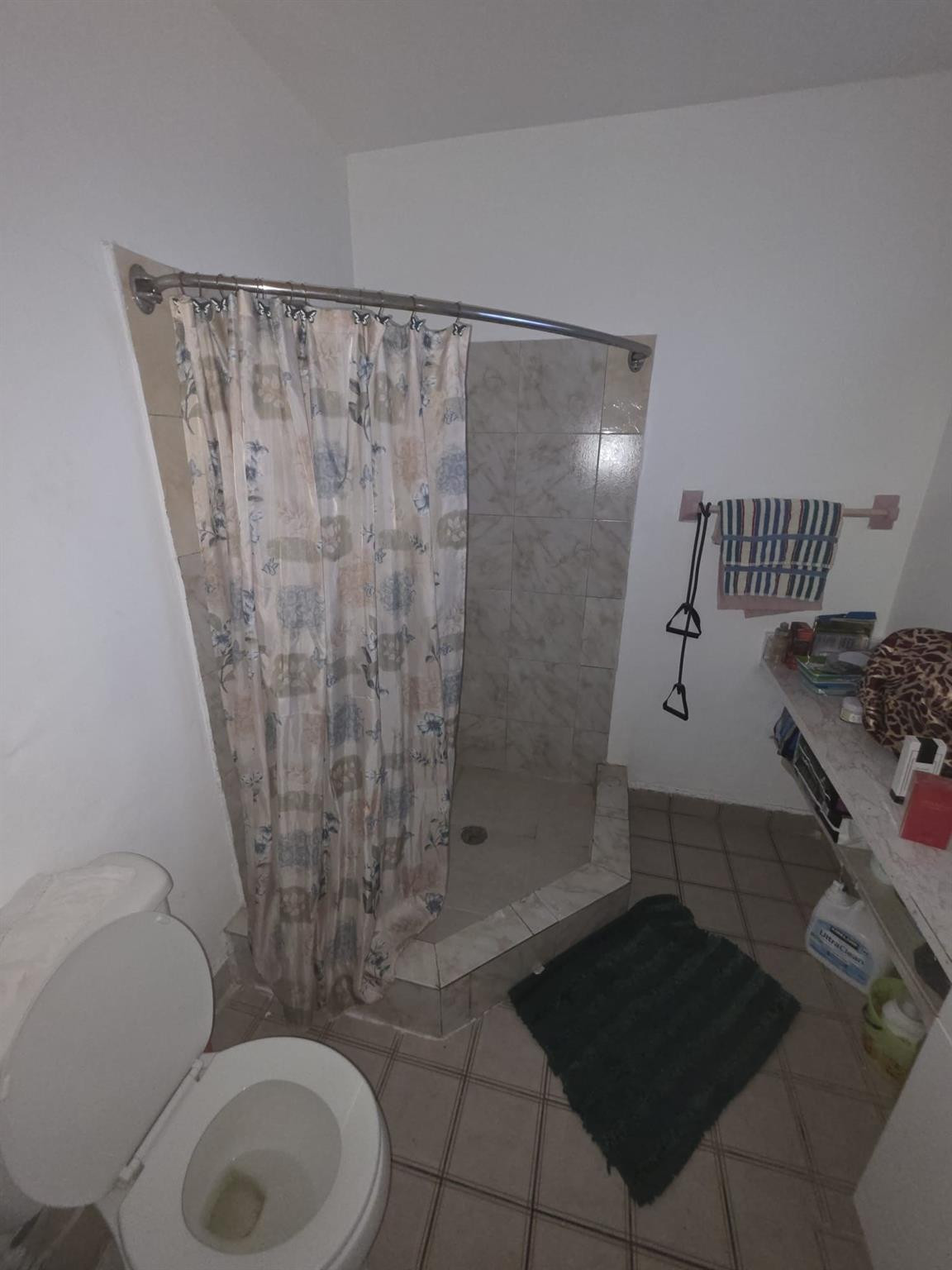 FALCON SUB NO ONE - Residential