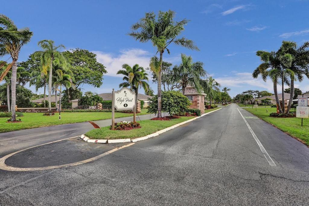 HIGH POINT OF DELRAY BEACH COND SEC III - Residential