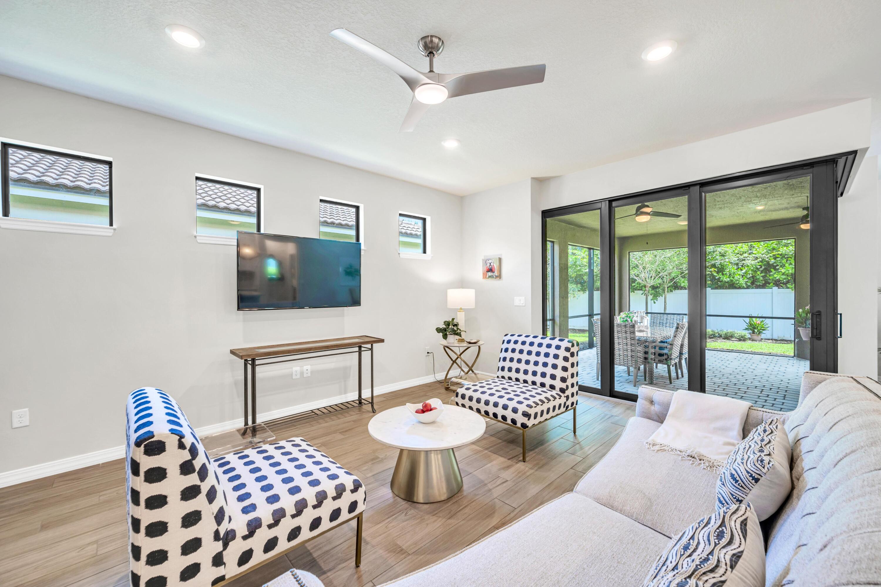 WOODMONT PODS B F & G - Residential