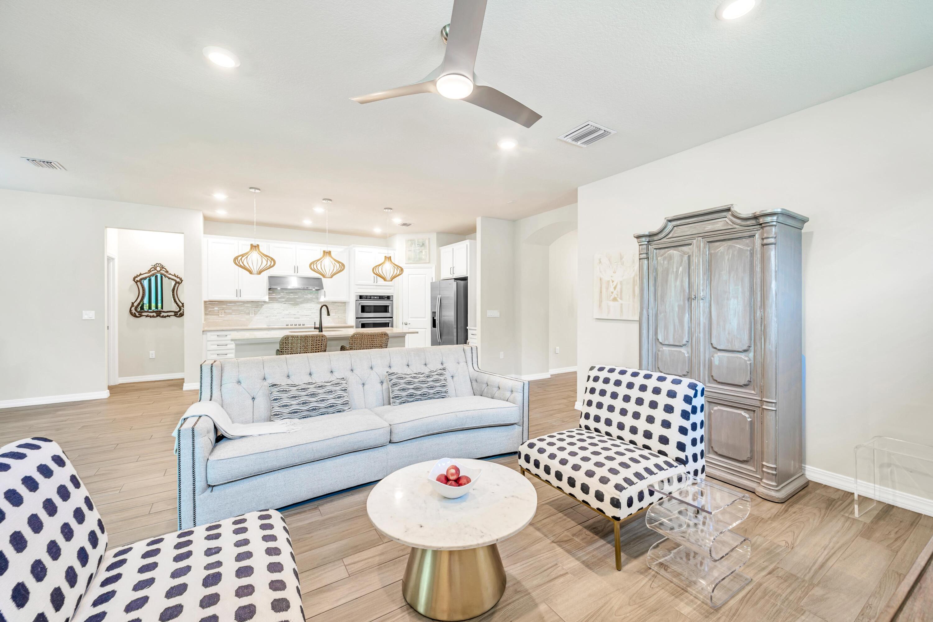 WOODMONT PODS B F & G - Residential