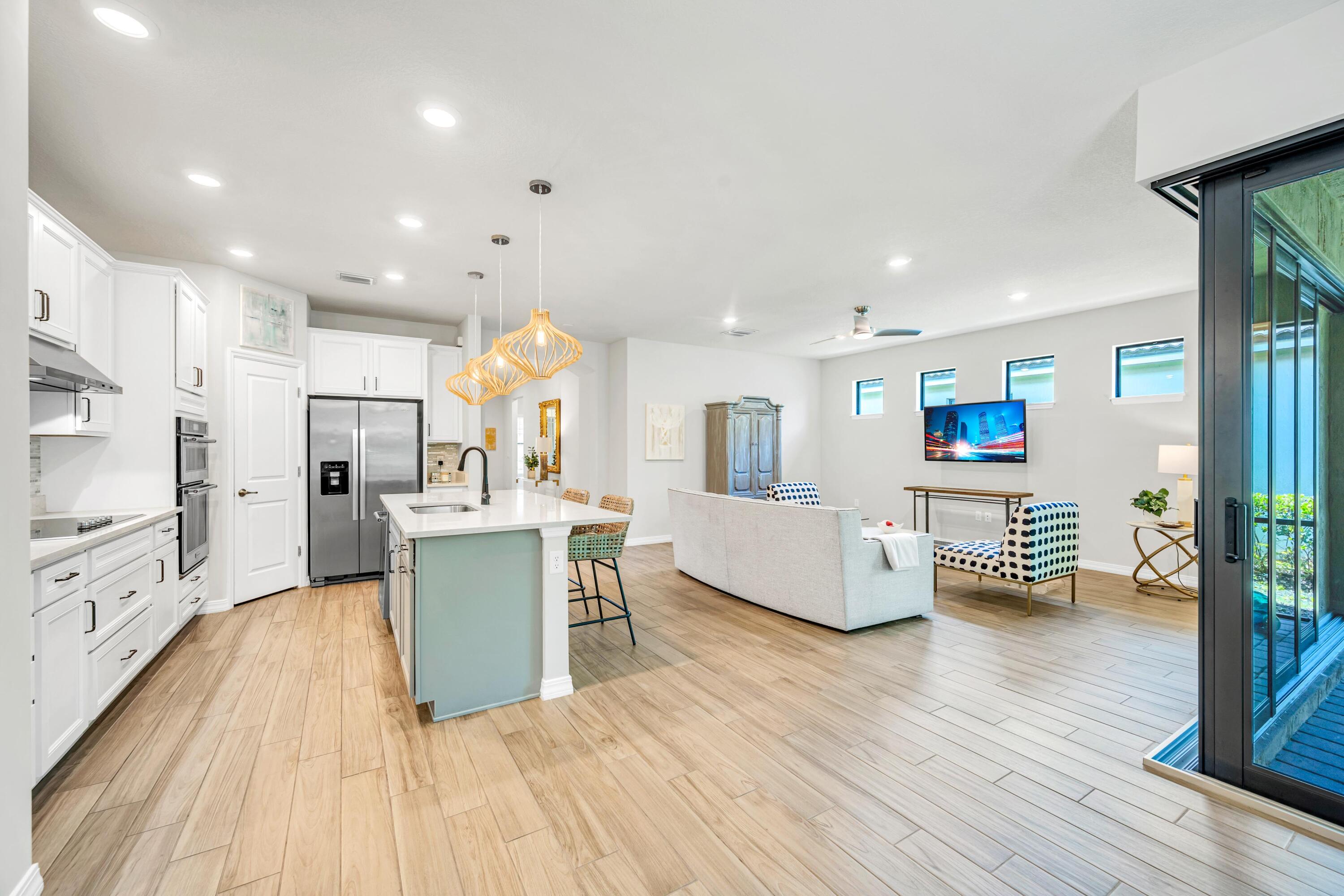 WOODMONT PODS B F & G - Residential