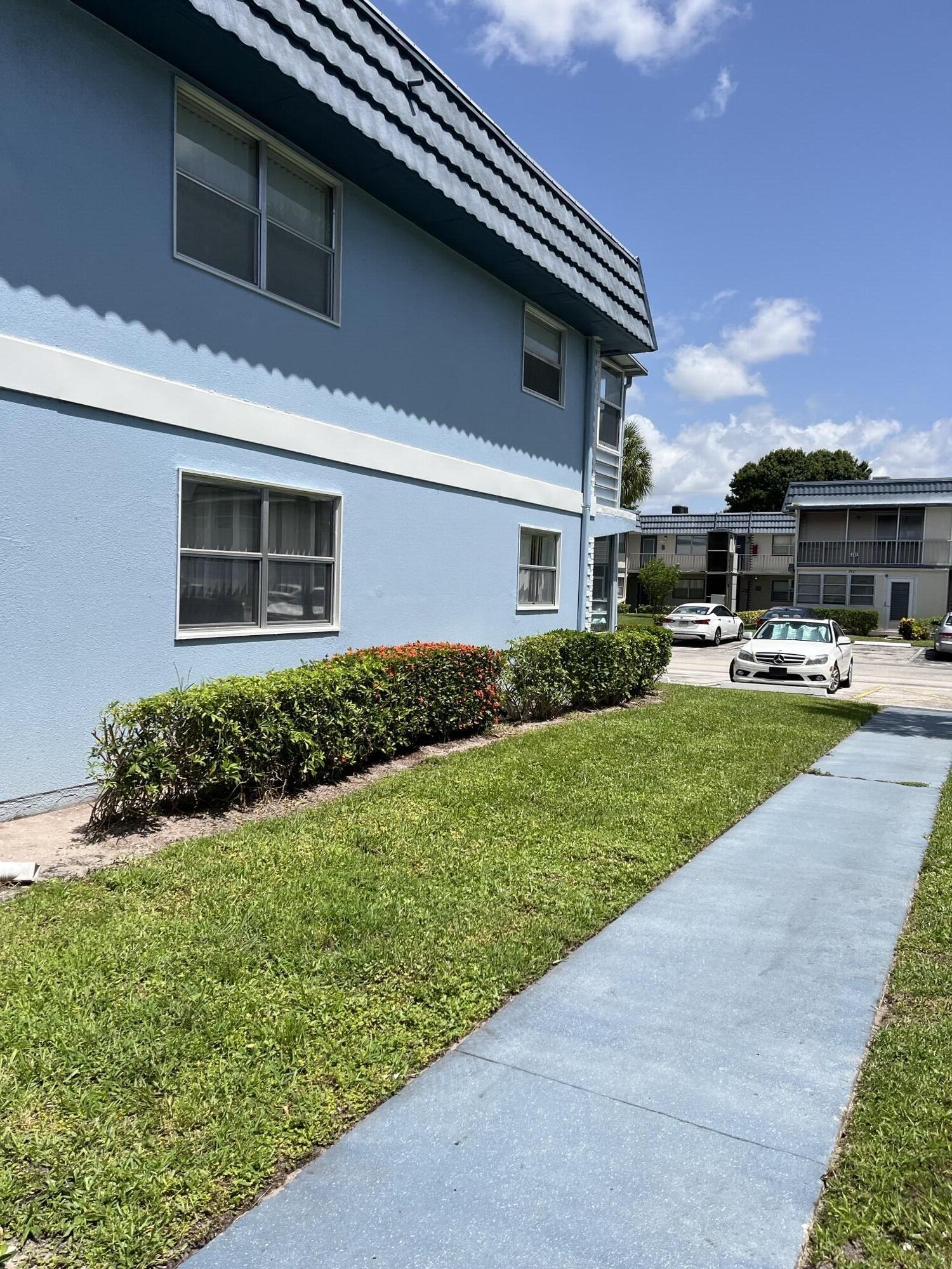 KINGS POINT BRITTANY CONDOS - Residential Lease