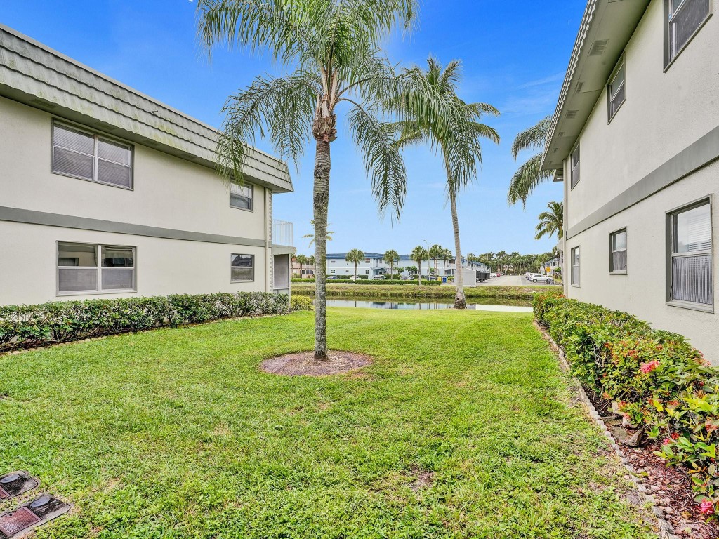 KINGS POINT - Residential