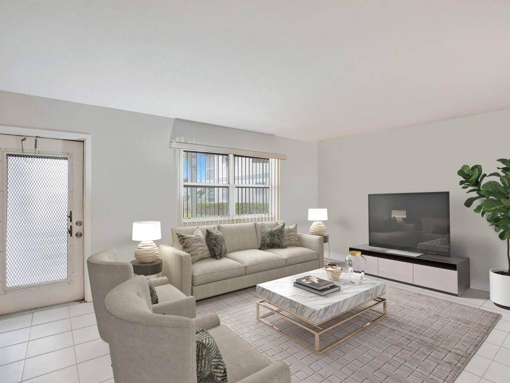 KINGS POINT - Residential