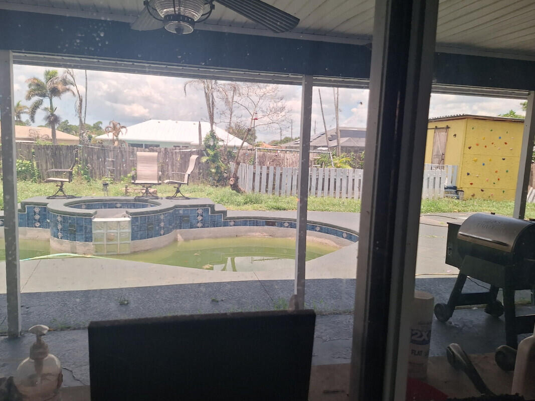 PORT ST LUCIE SECTION 17 - Residential