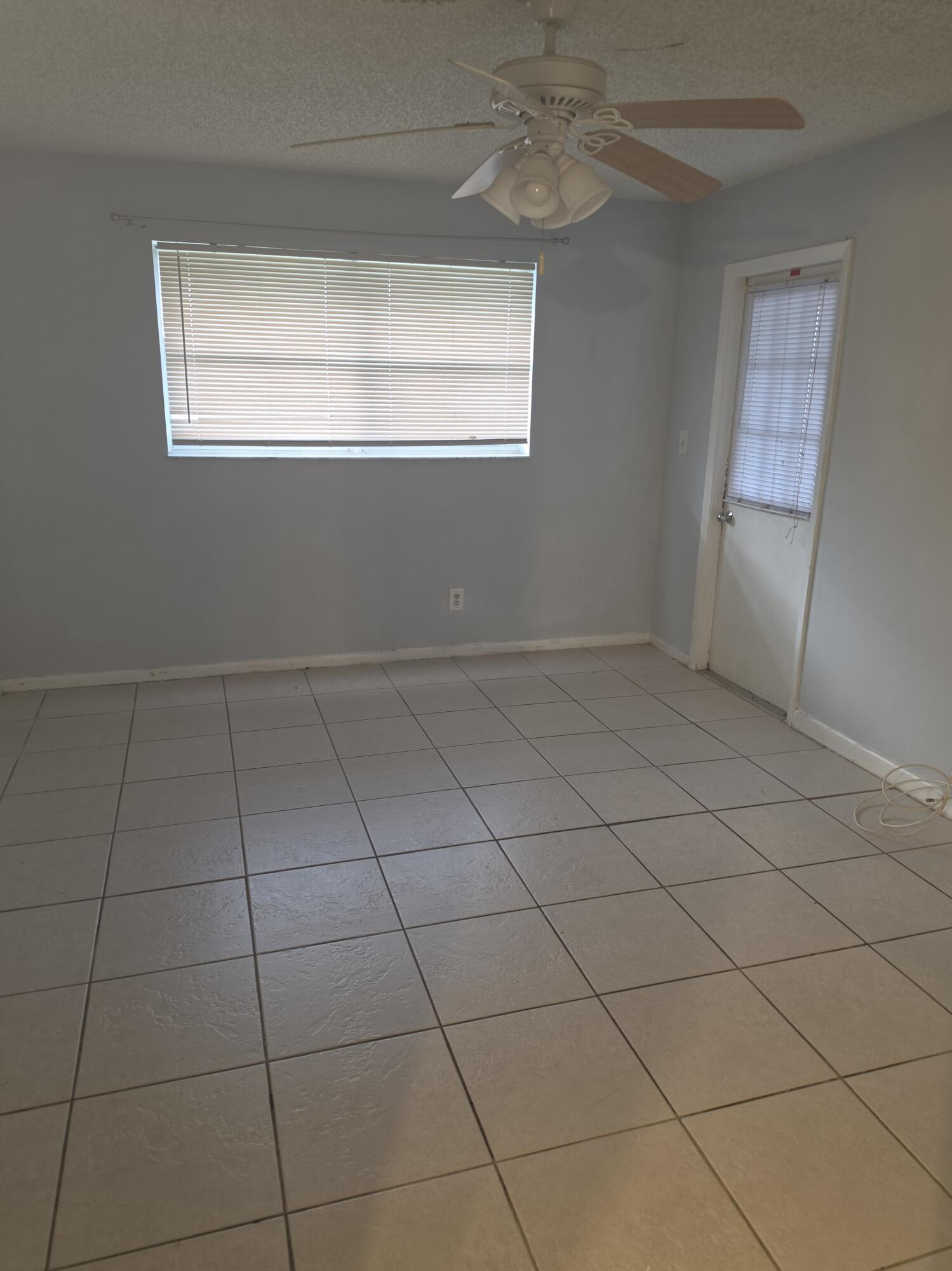 SHERWOOD GARDENS CONDO - Residential Lease