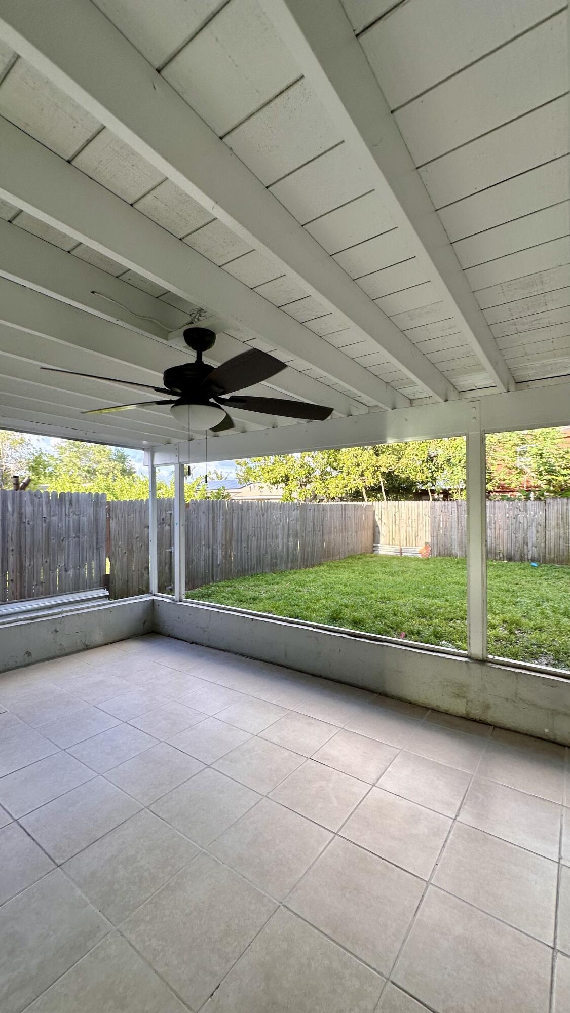 WYNNEWOOD ACRES 6 - Residential Lease