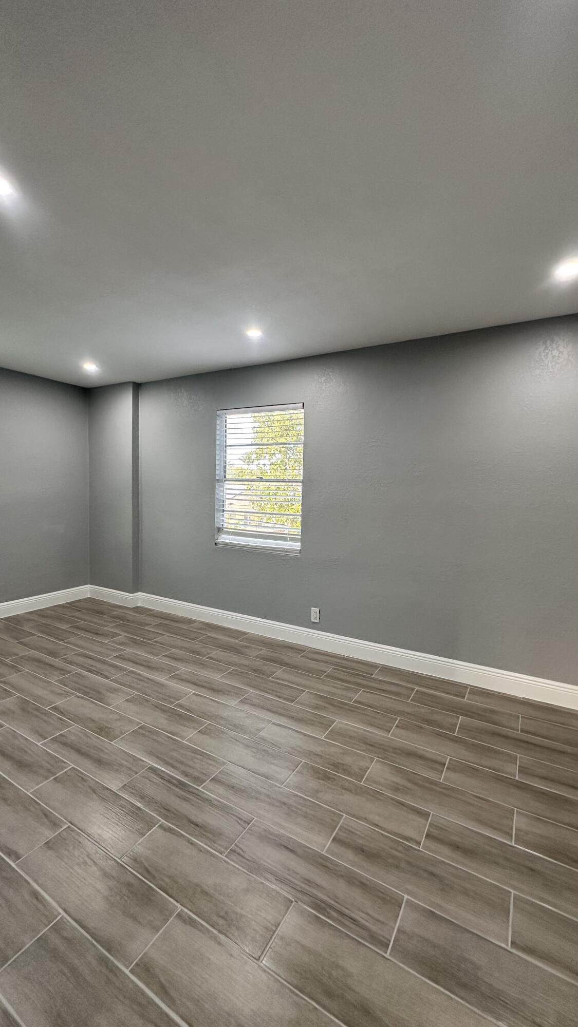 WYNNEWOOD ACRES 6 - Residential Lease